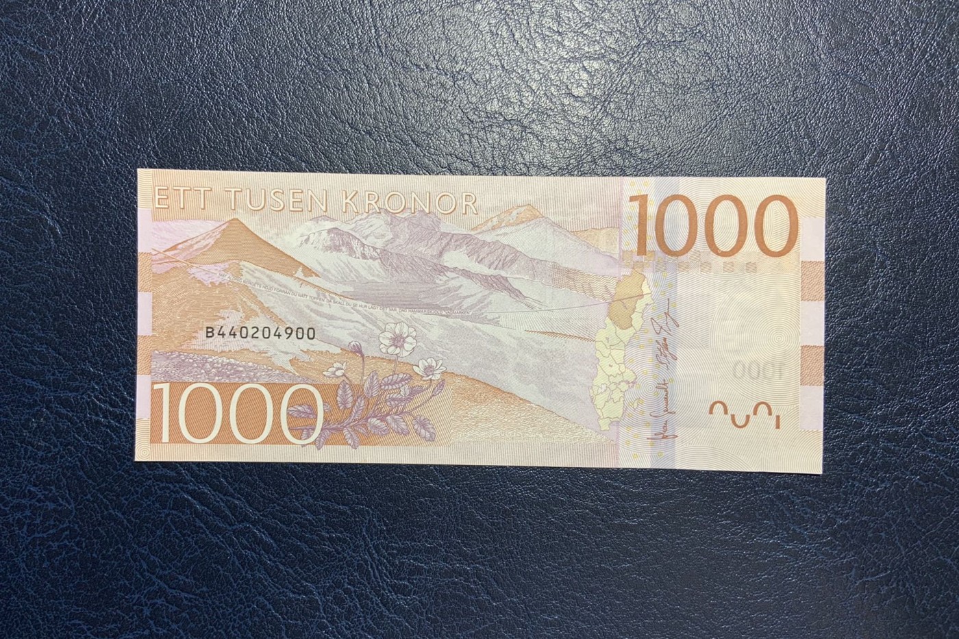 收藏联盟Quantum Auction 第297期拍卖  瑞典2015年1000克朗 品相UNC 00双尾号 瑞典前外长 第二任联合国秘书长达格·哈马舍尔德