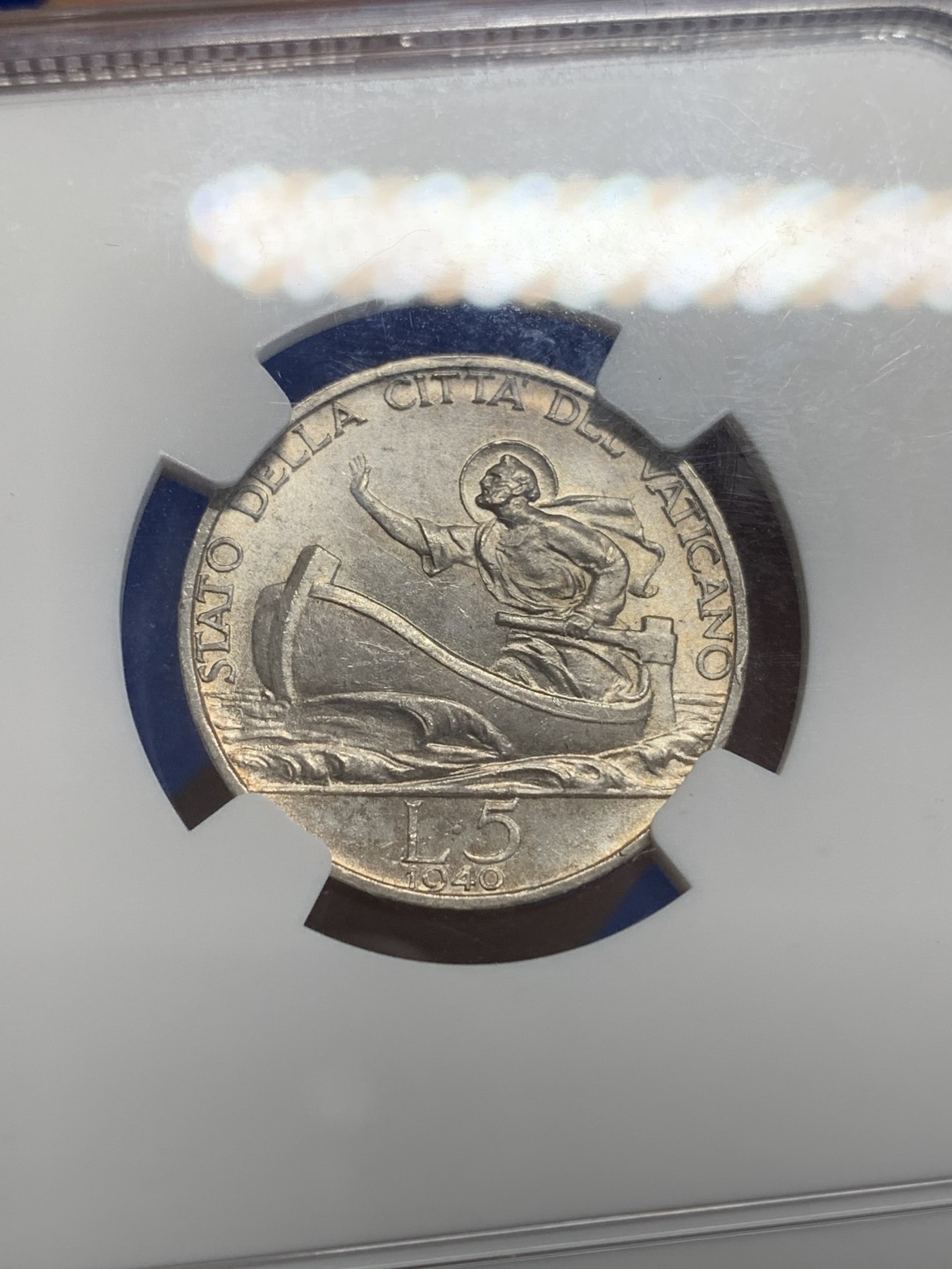 《竞宝斋》第207场-周日，周一 2场 (全场包邮) NGC-MS64 梵蒂冈 1940年 划船 5里拉 银币 黄油彩