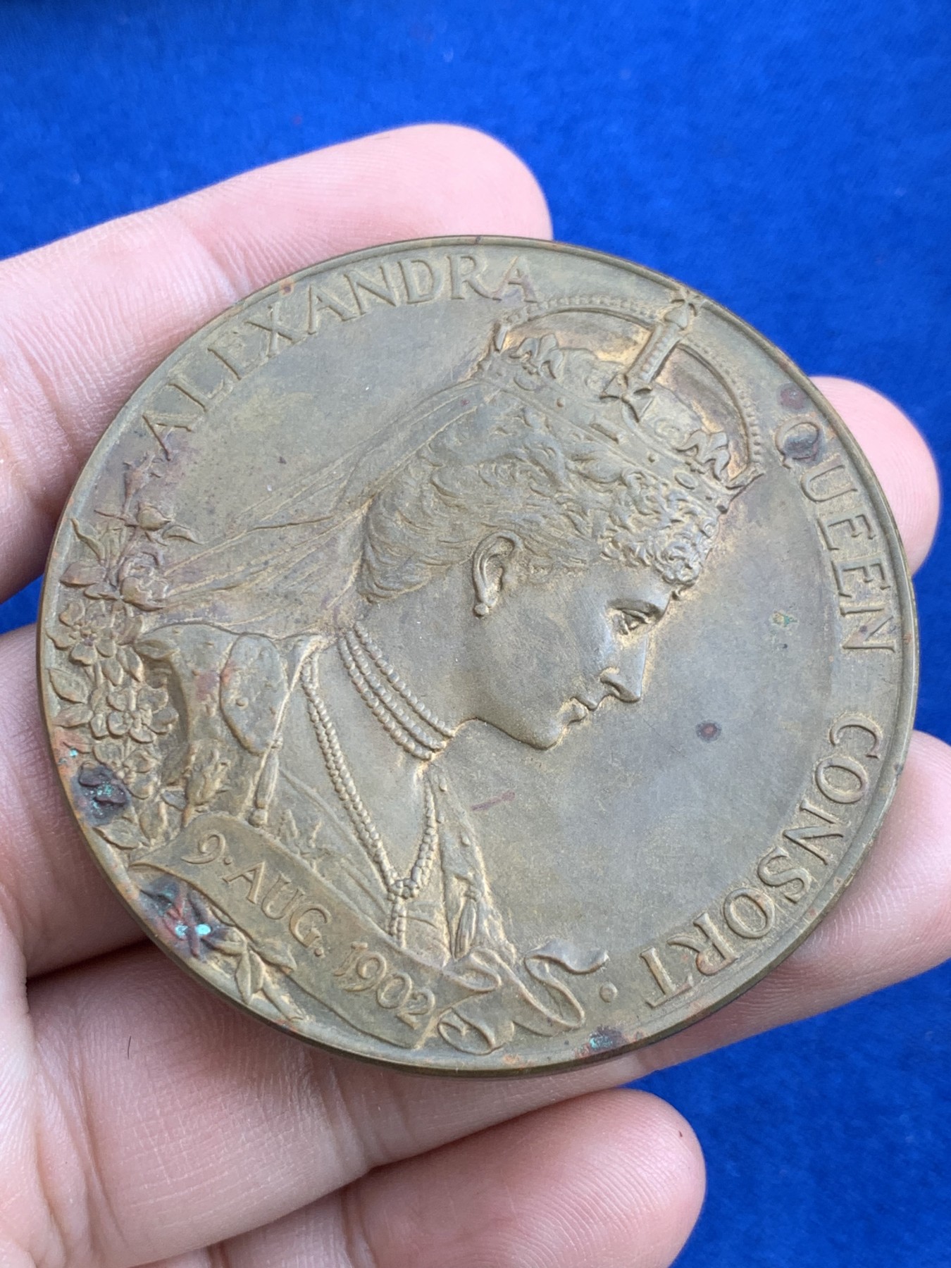 《竞宝斋》第207场-周日，周一 2场 (全场包邮) 英国1902年爱德华七世加冕大铜章，好品带原盒，55.6mm，80.8g