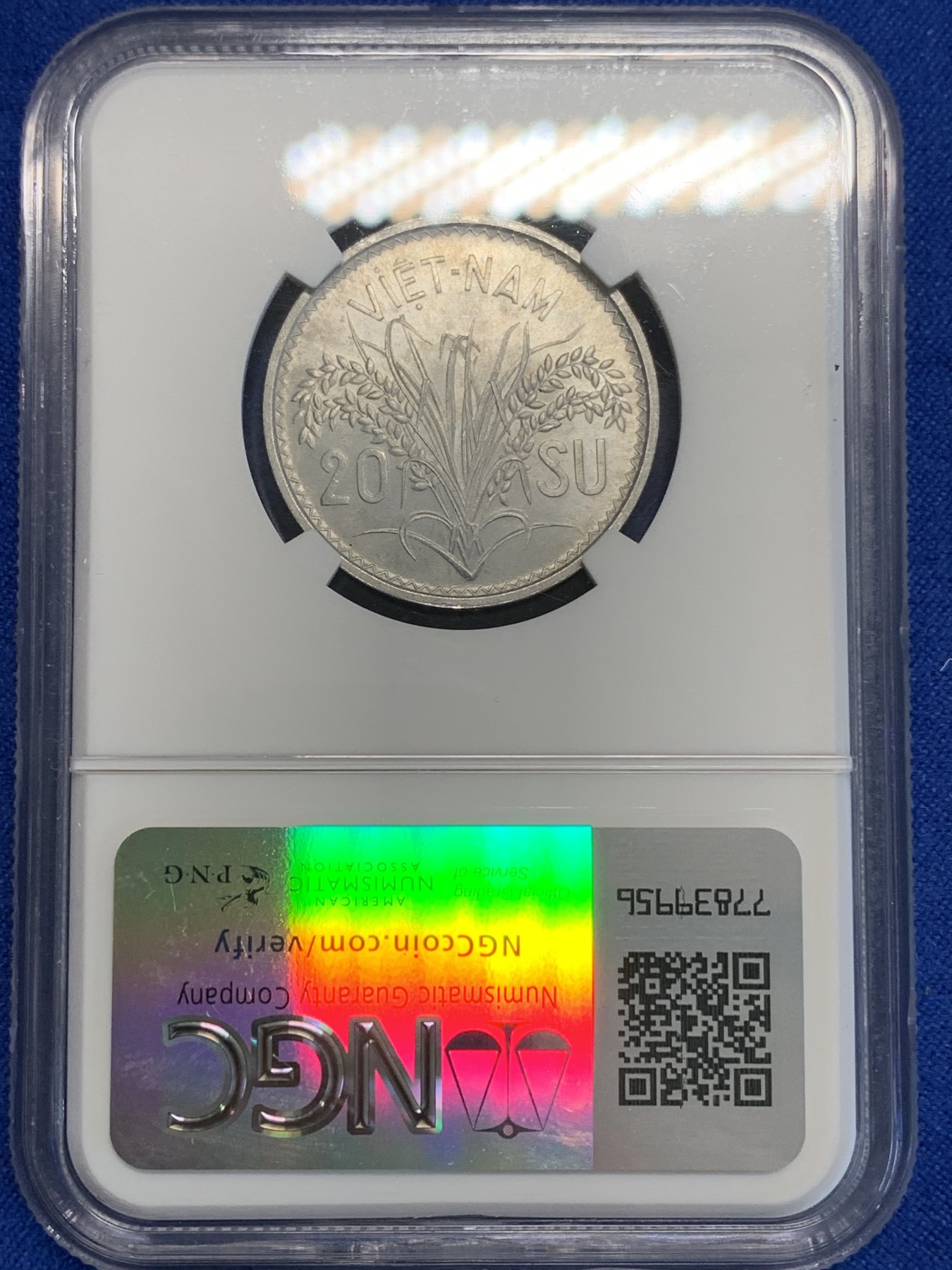 《竞宝斋》第207场-周日，周一 2场 (全场包邮) NGC MS63 越南1953三美女20苏铝币