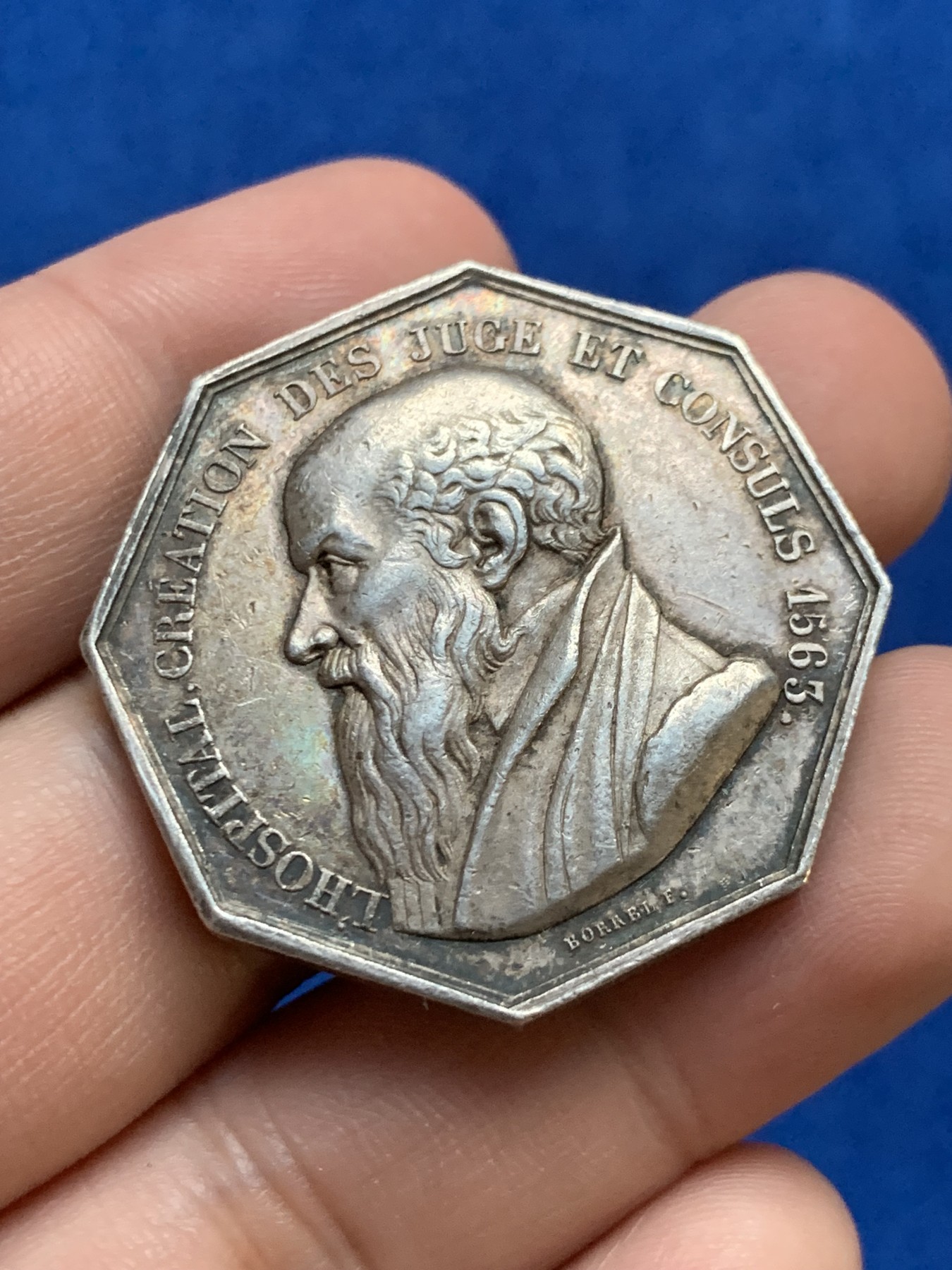 《竞宝斋》第207场-周日，周一 2场 (全场包邮) 1845-1860年 法国 法官 领事八角银质代币 大规格 非常少见品种 直径：36mm 重量：22.6g 边铭：手指银标