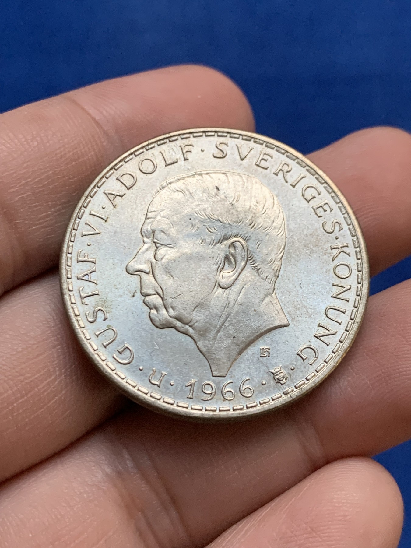 《竞宝斋》第207场-周日，周一 2场 (全场包邮) 瑞典1966年古斯塔夫六世5克朗银币