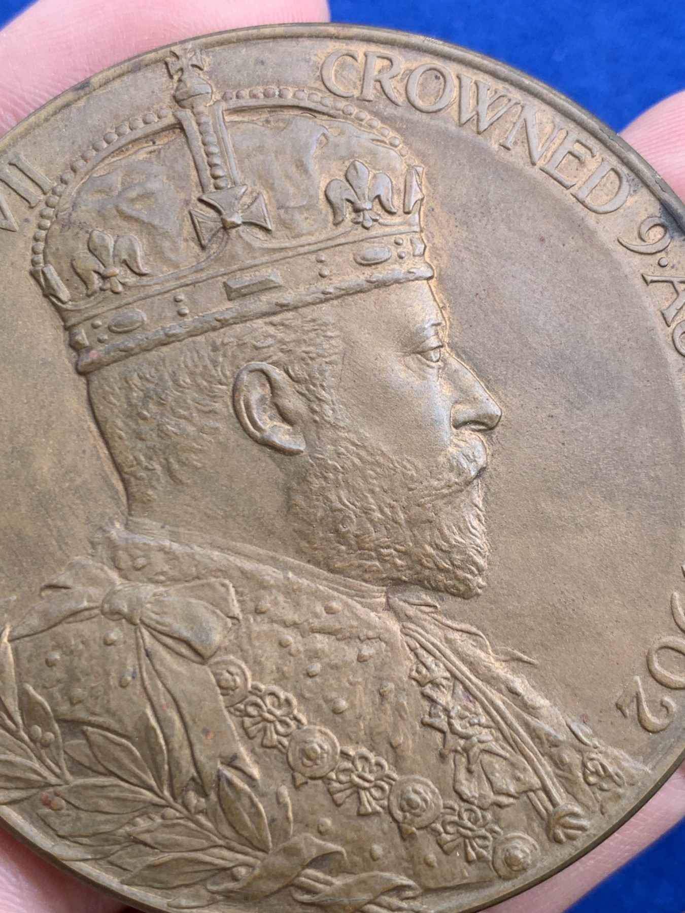 《竞宝斋》第207场-周日，周一 2场 (全场包邮) 英国1902年爱德华七世加冕大铜章，好品带原盒，55.6mm，80.8g