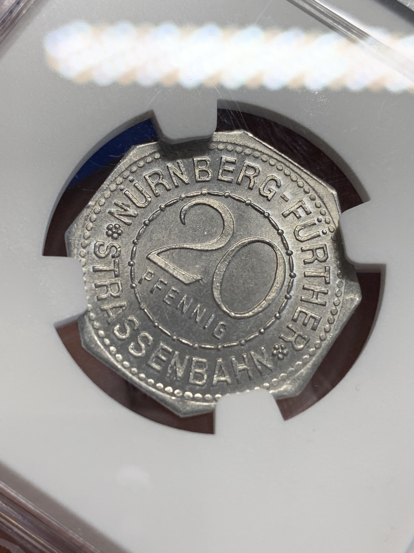 《竞宝斋》第207场-周日，周一 2场 (全场包邮) NGC-MS65 1920年德国紧急状态时期纽伦堡20芬尼 景观代币