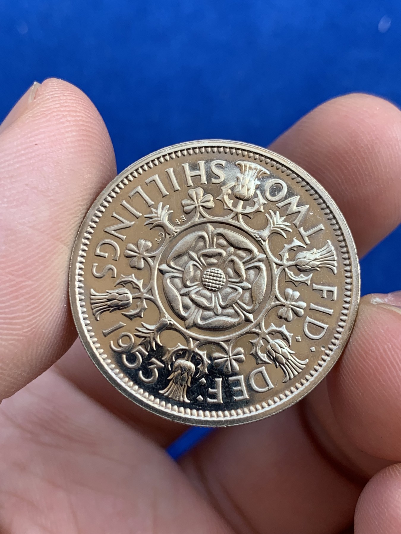 《竞宝斋》第207场-周日，周一 2场 (全场包邮) 英国1953伊丽莎白二世登基纪念精制1便士1福林 两枚一对