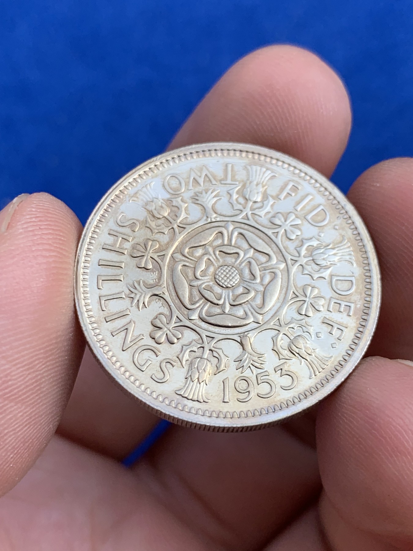 《竞宝斋》第207场-周日，周一 2场 (全场包邮) 英国1953伊丽莎白二世登基纪念精制1便士1福林 两枚一对