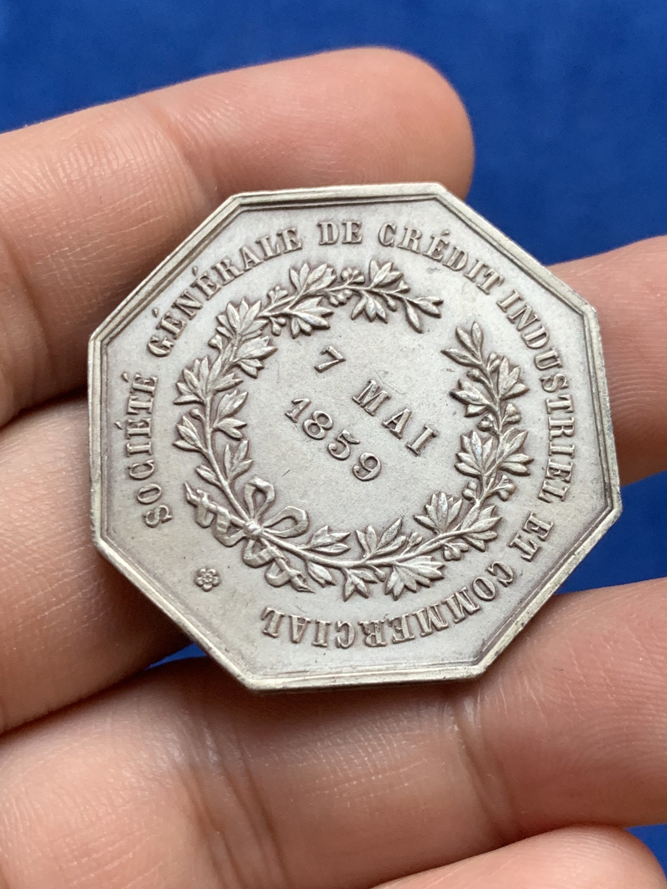 《竞宝斋》第207场-周日，周一 2场 (全场包邮) 法国工业女神八角银质代币 重量：19.4g 35.9mm 边铭：丰饶角＋银标