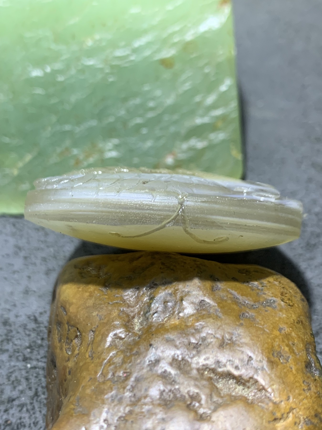 精美亚光冰透高玉化巴西玛瑙手工俏色巧雕富贵有鱼吊坠一个！