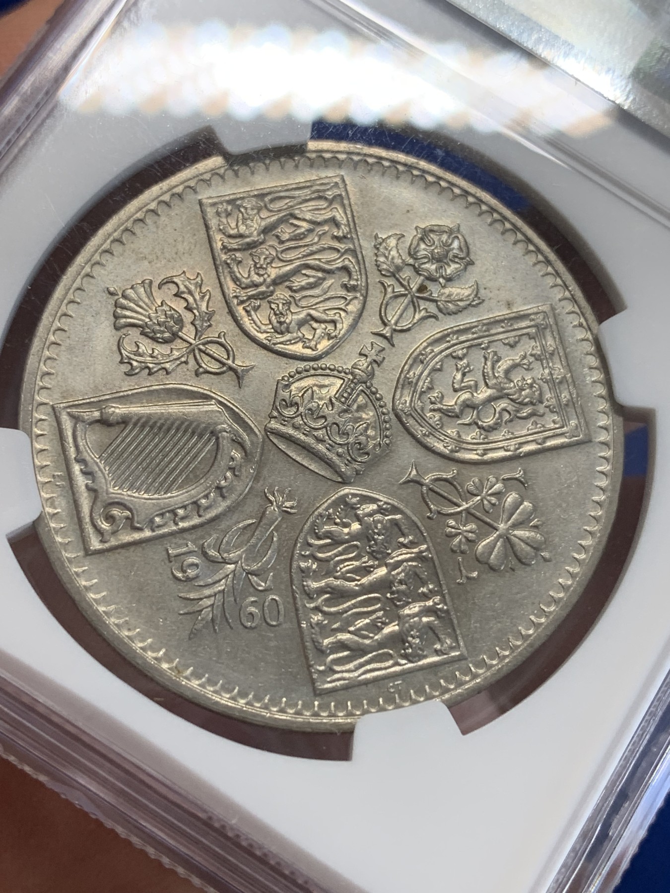 《竞宝斋》第207场-周日，周一 2场 (全场包邮) NGC-MS64英国1960年纽约博览会纪念克朗币 少见品种