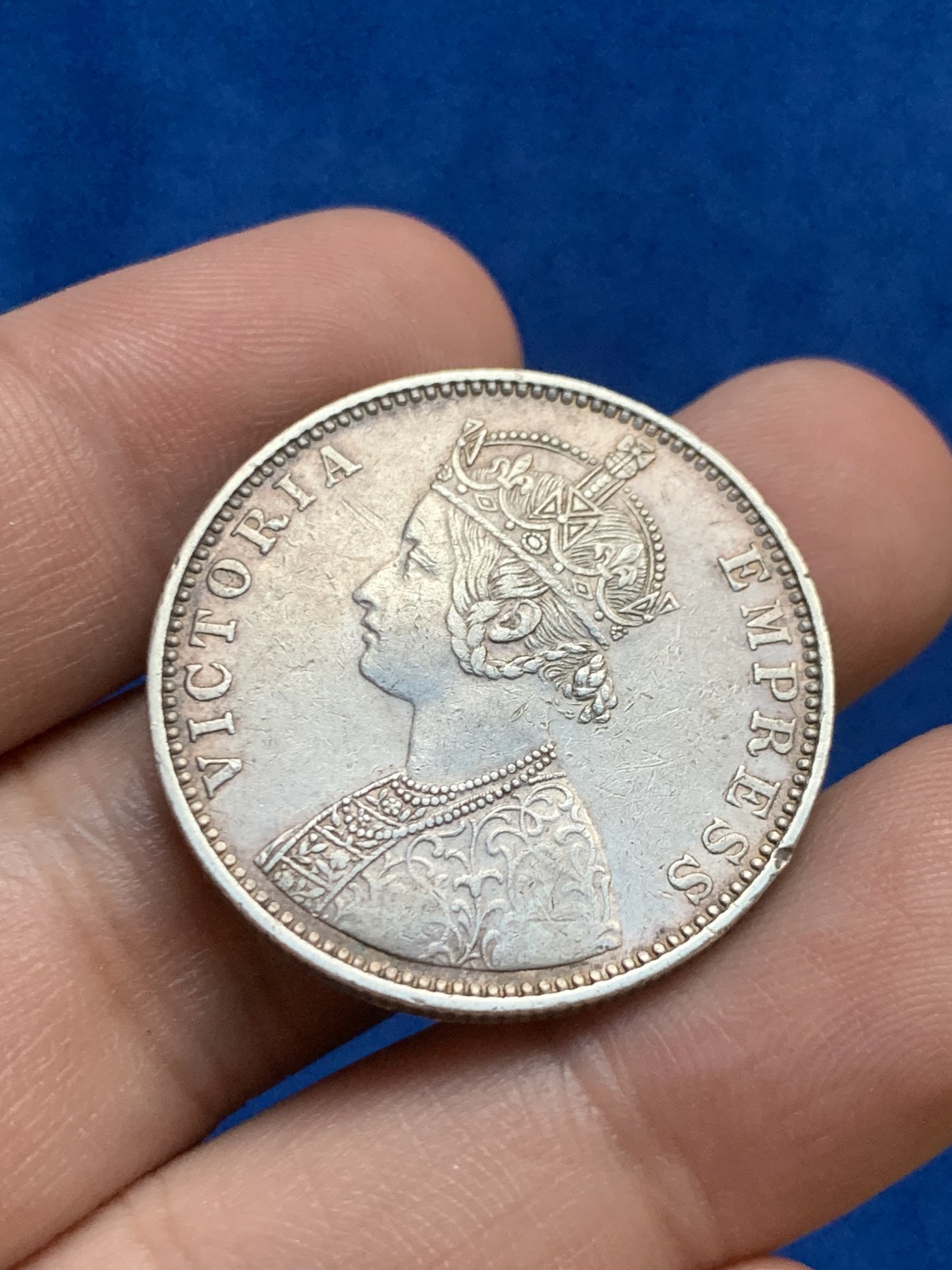 《竞宝斋》第207场-周日，周一 2场 (全场包邮) 印度 1901年 维多利亚 1卢比银币