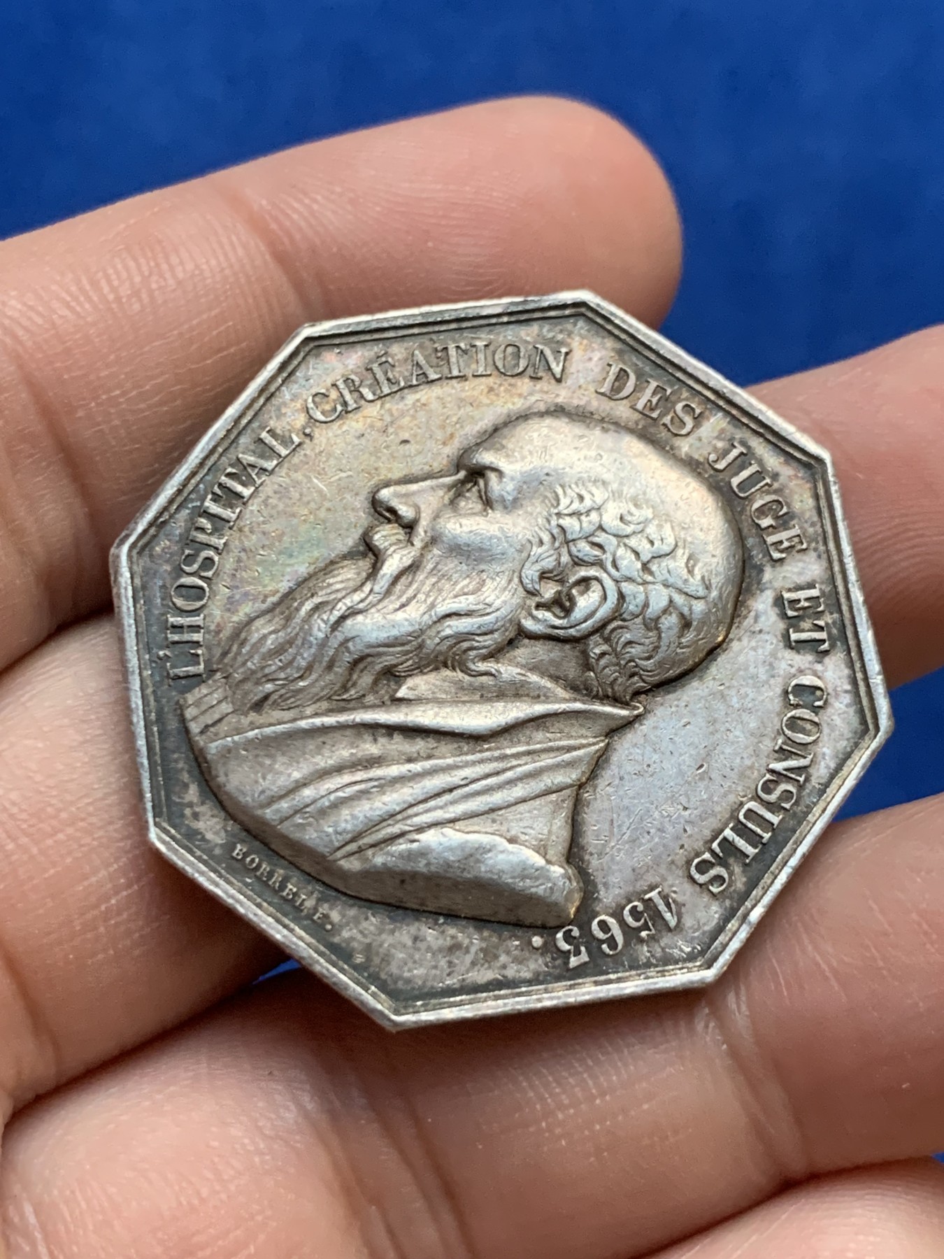 《竞宝斋》第207场-周日，周一 2场 (全场包邮) 1845-1860年 法国 法官 领事八角银质代币 大规格 非常少见品种 直径：36mm 重量：22.6g 边铭：手指银标