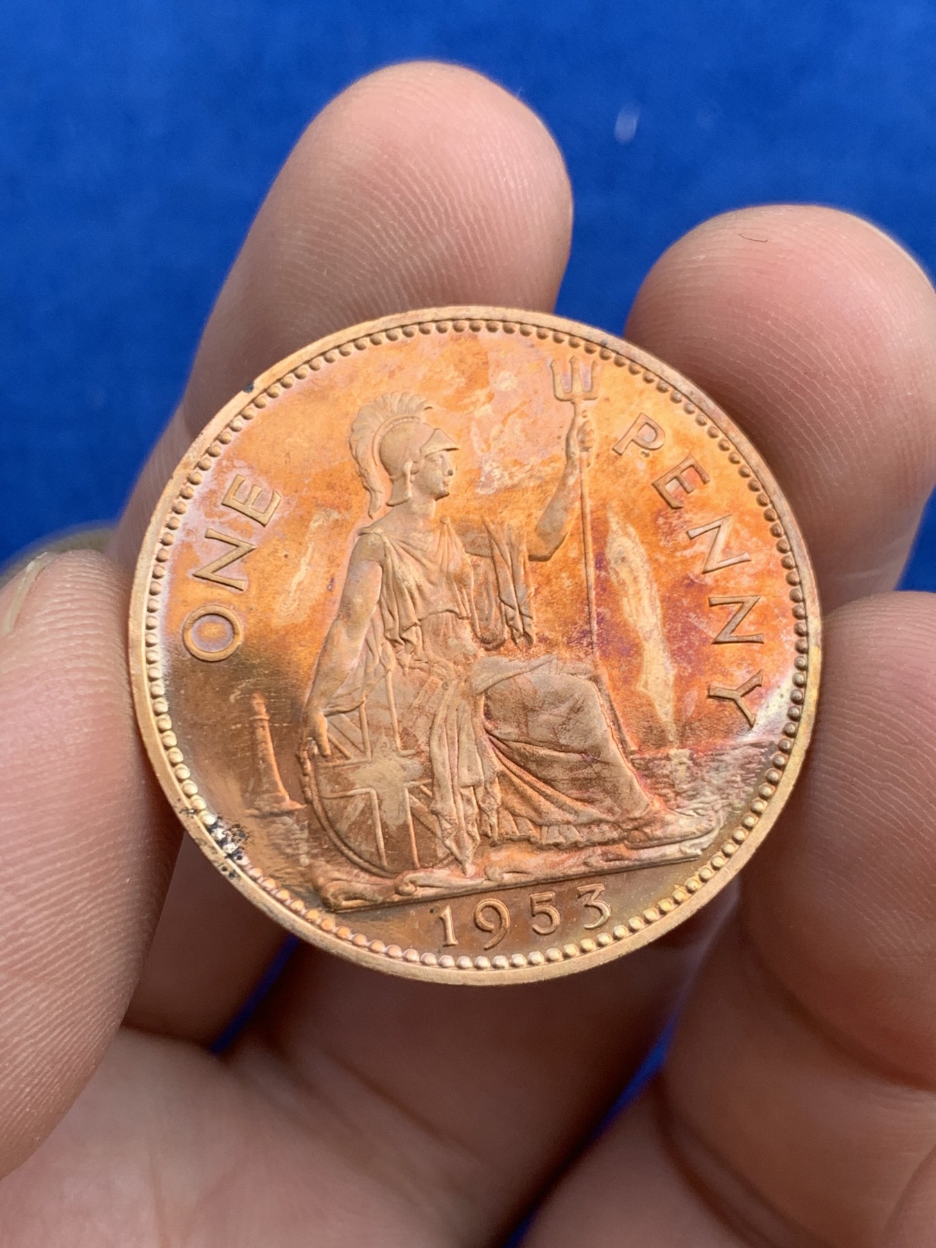 《竞宝斋》第207场-周日，周一 2场 (全场包邮) 英国1953伊丽莎白二世登基纪念精制1便士1福林 两枚一对