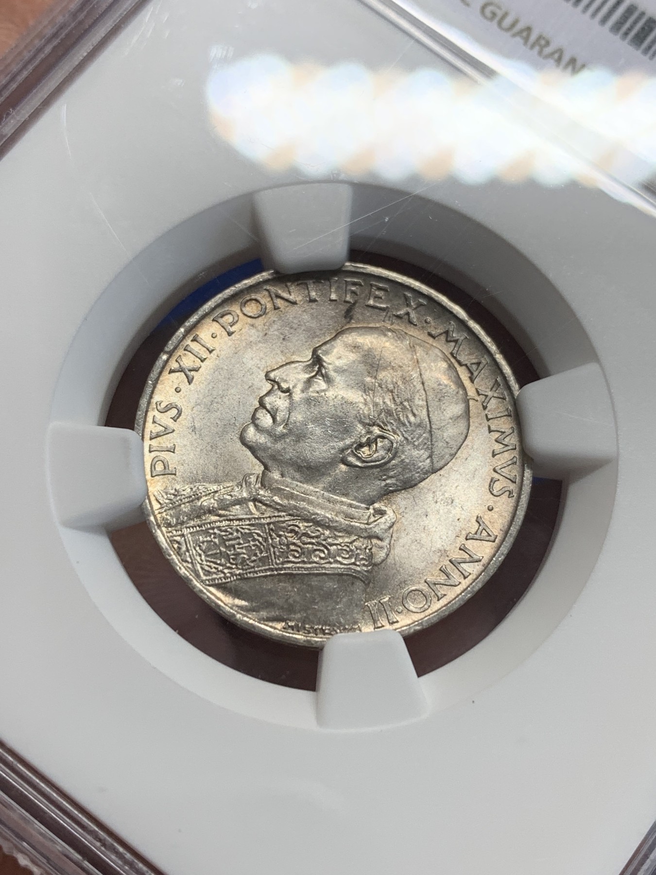 《竞宝斋》第207场-周日，周一 2场 (全场包邮) NGC-MS64 梵蒂冈 1940年 划船 5里拉 银币 黄油彩