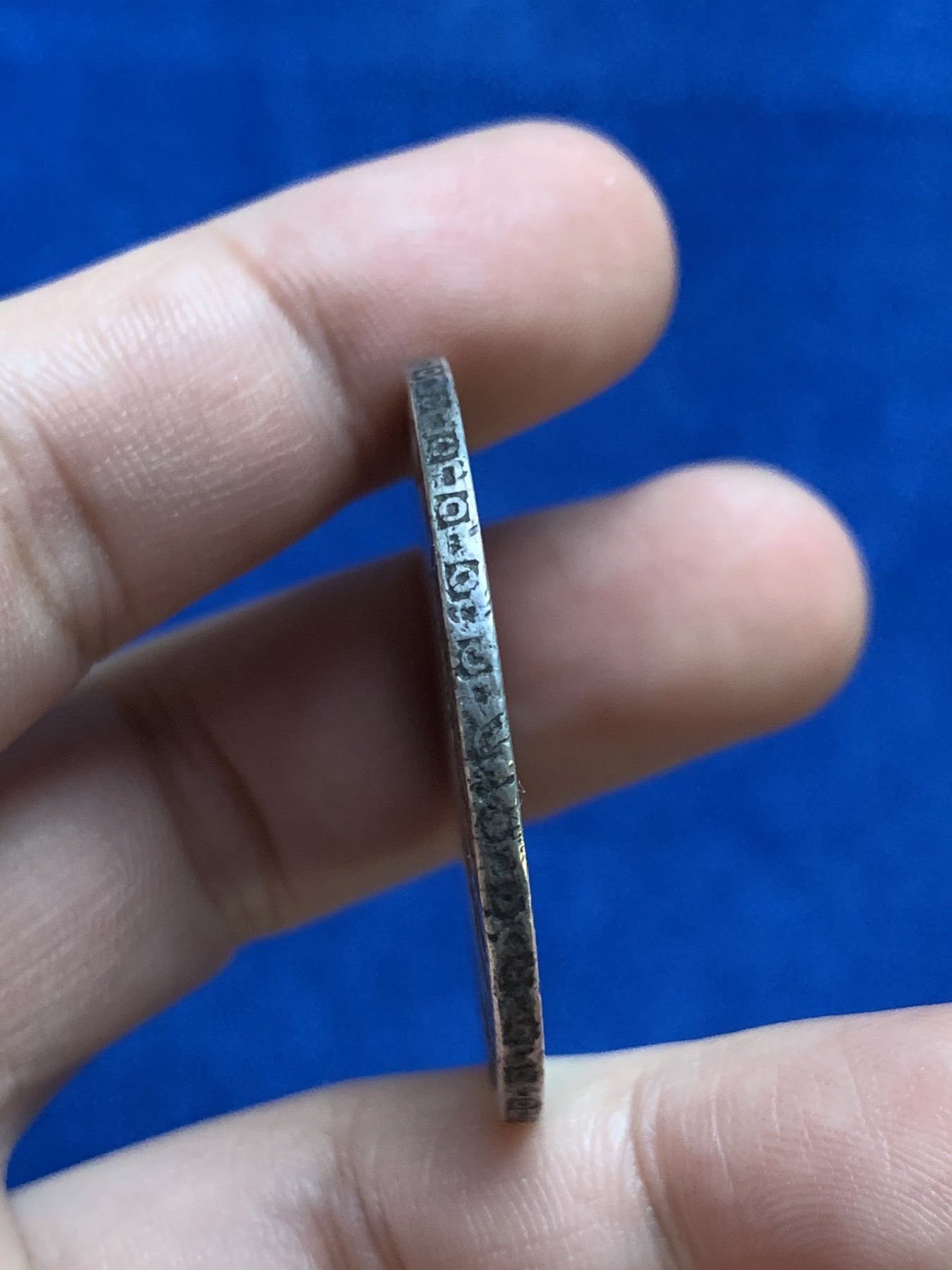 《竞宝斋》第207场-周日，周一 2场 (全场包邮) 西属 墨西哥 1784年 卡三 8R 双柱大银币 有戳有划 整体味道不错