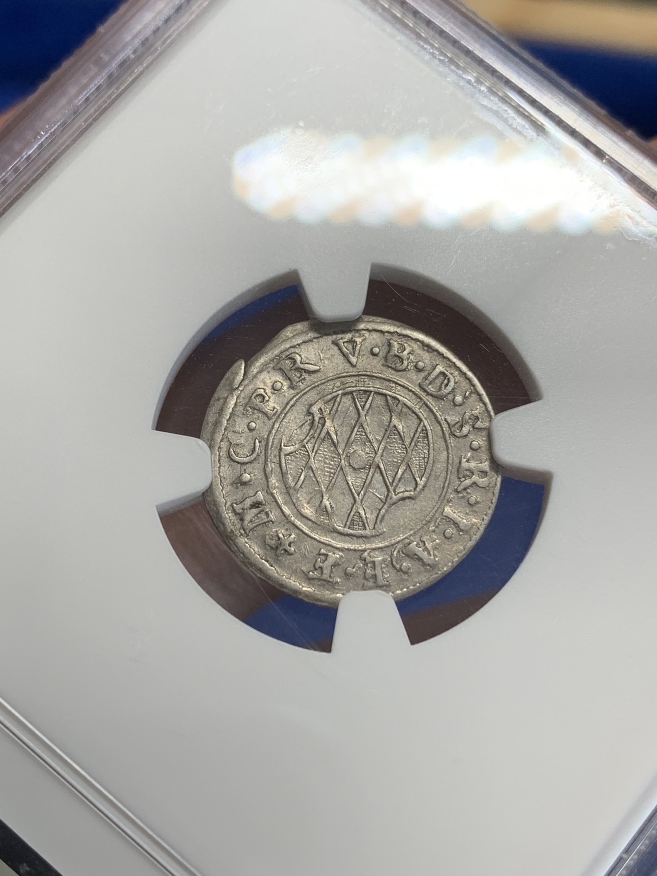 《竞宝斋》第207场-周日，周一 2场 (全场包邮) NGC AU55 德国1625年巴伐利亚2K小银辅币 将近400年 打制得非常好