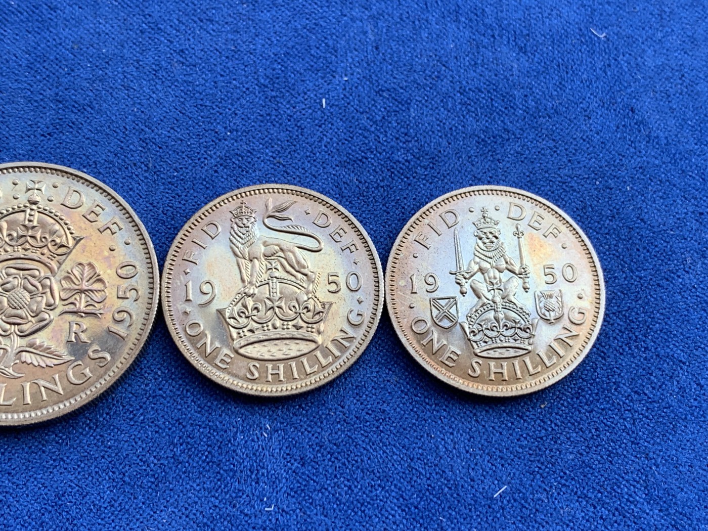 《竞宝斋》第207场-周日，周一 2场 (全场包邮) 1950年英国乔治六世精制套币，品相不错带五彩。