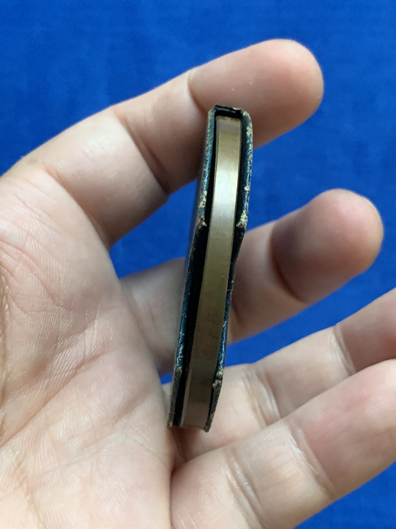 《竞宝斋》第207场-周日，周一 2场 (全场包邮) 法国1900年国际博览会铜章（原盒） 直径：53.3mm  重量：70gr 边铭：丰饶角＋铜标