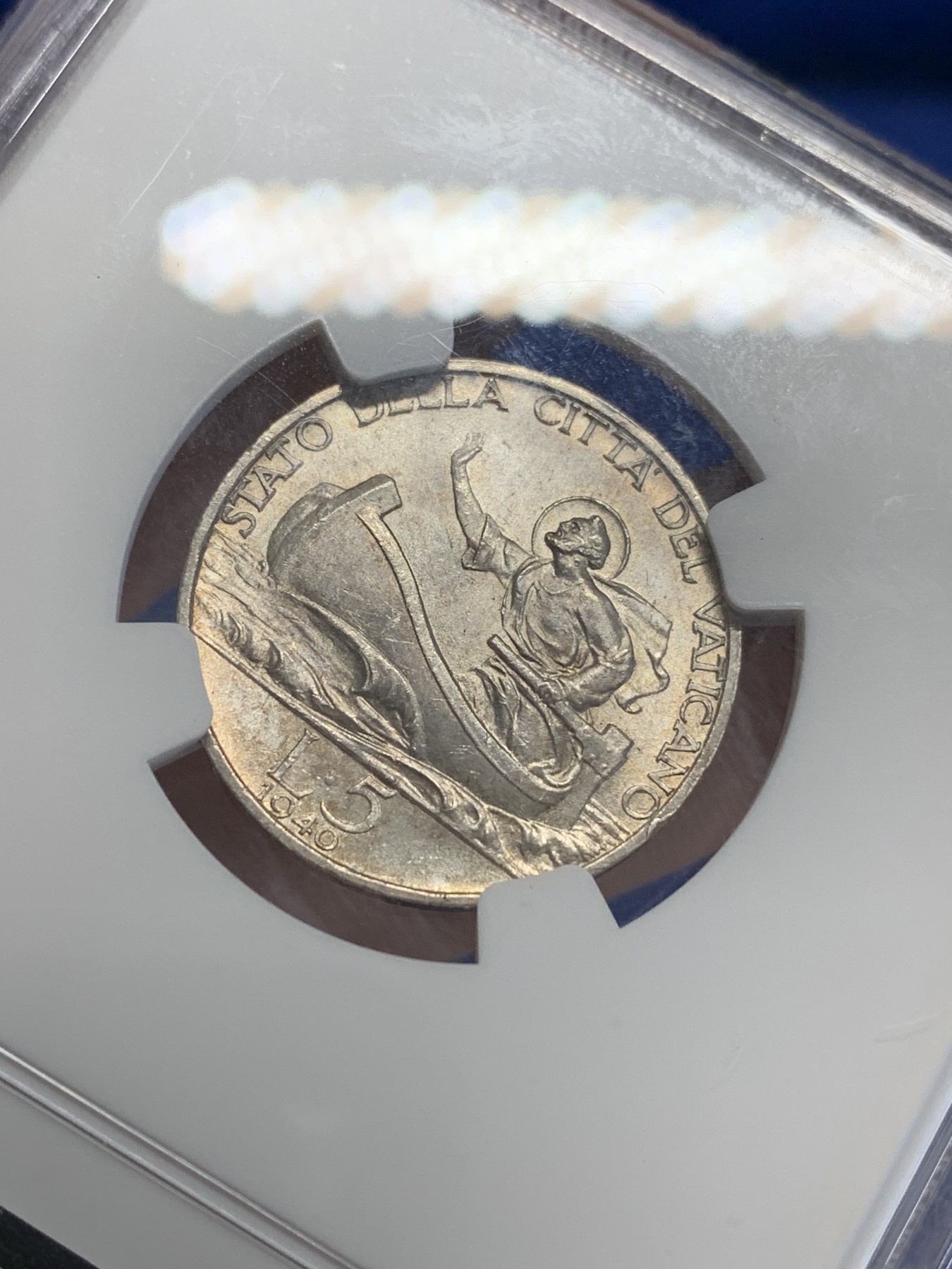 《竞宝斋》第207场-周日，周一 2场 (全场包邮) NGC-MS64 梵蒂冈 1940年 划船 5里拉 银币 黄油彩