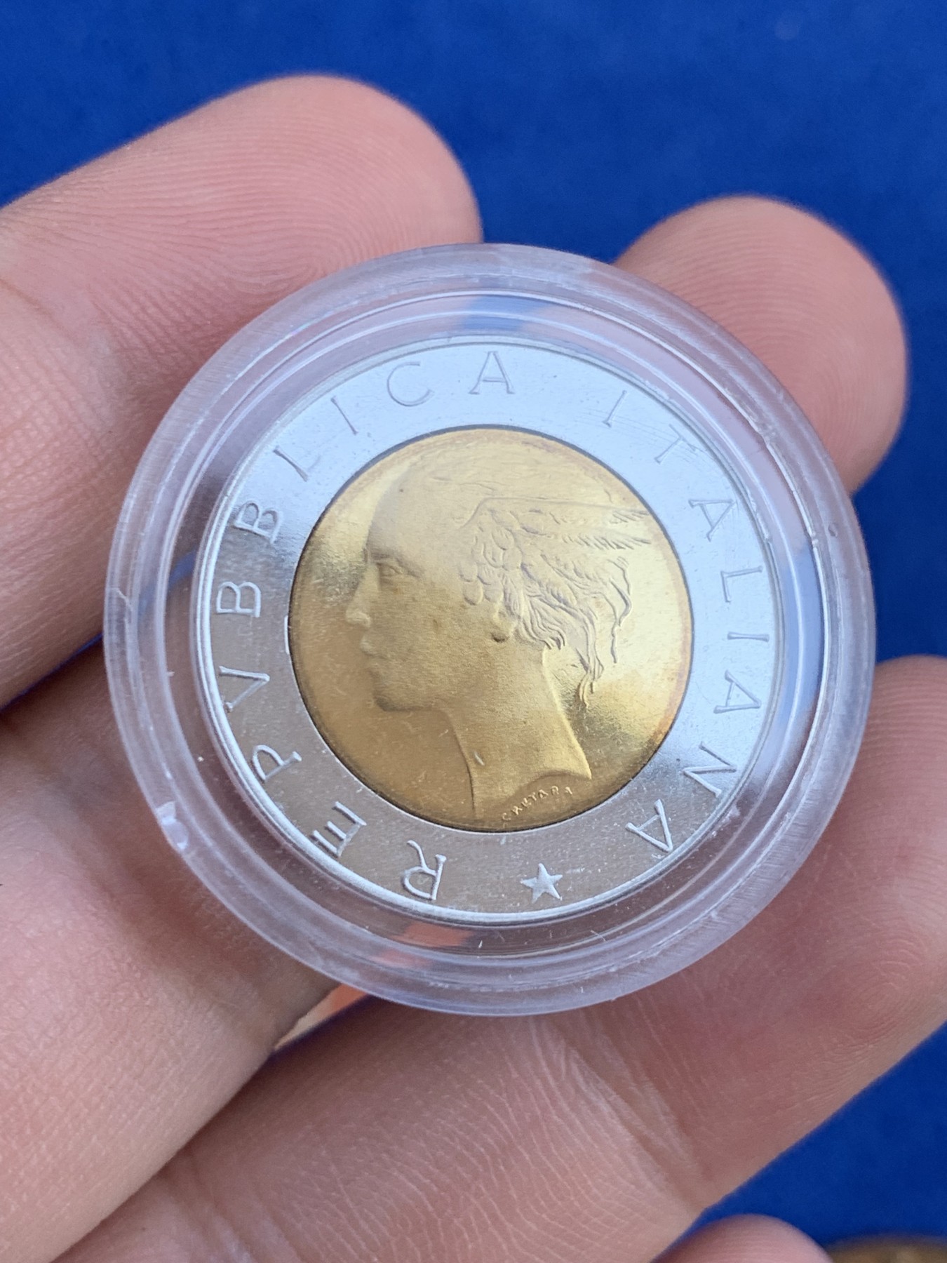 《竞宝斋》第207场-周日，周一 2场 (全场包邮) 1985年意大利精制500里拉双色币