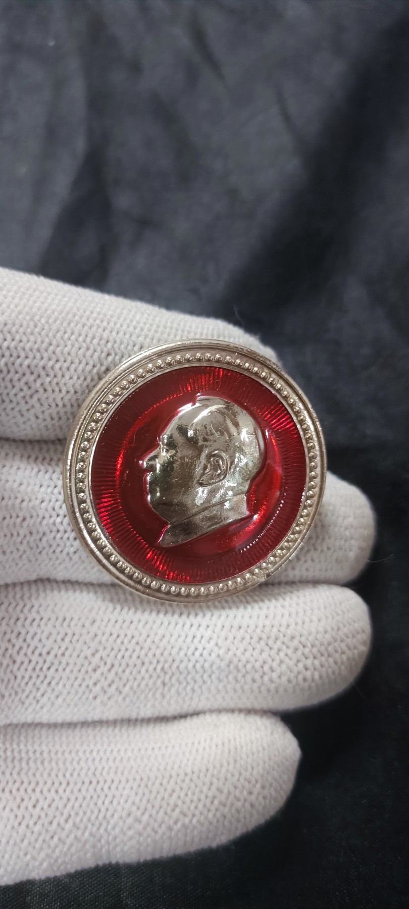 天字一号拍卖！ 武汉卫队，花边