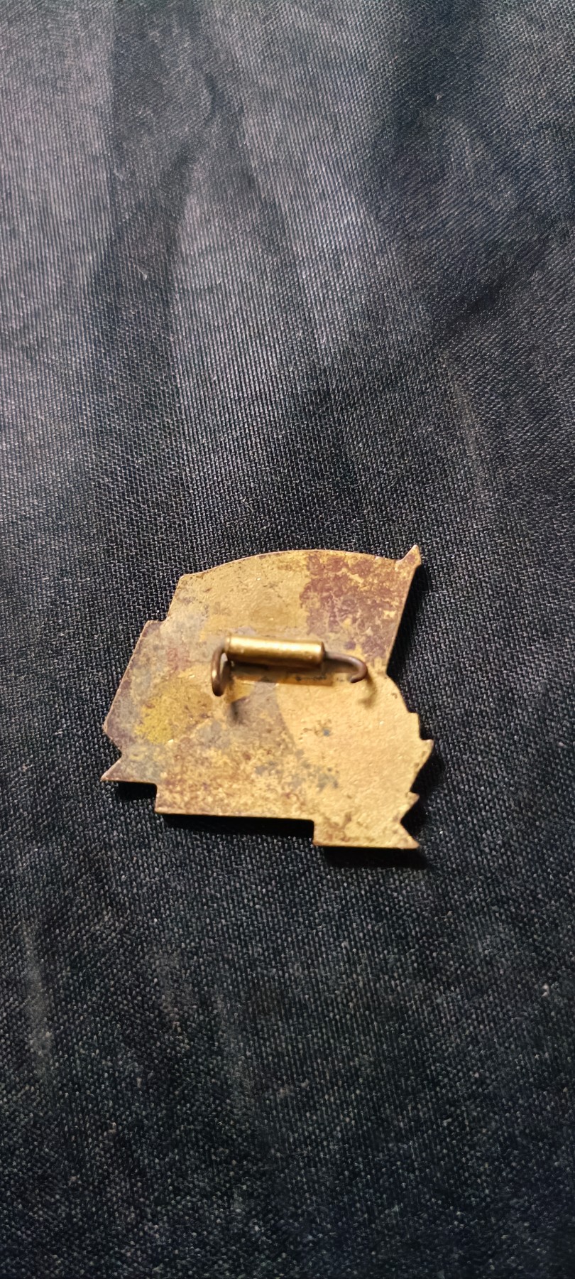 天字一号拍卖！ 蒙苏友谊