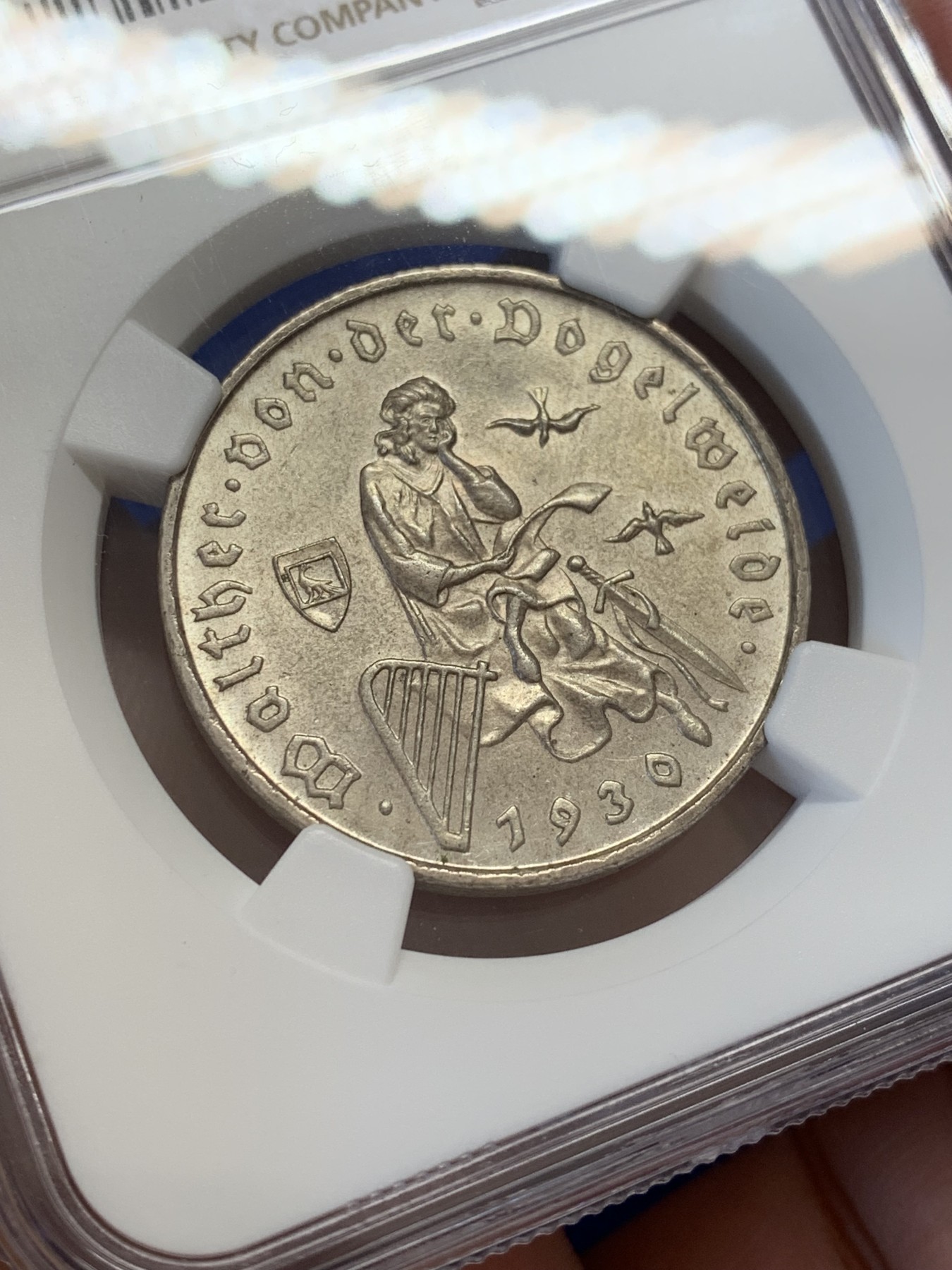 《竞宝斋》第207场-周日，周一 2场 (全场包邮) NGC-MS64 魏玛德国1930年游吟诗人3马克纪念银币