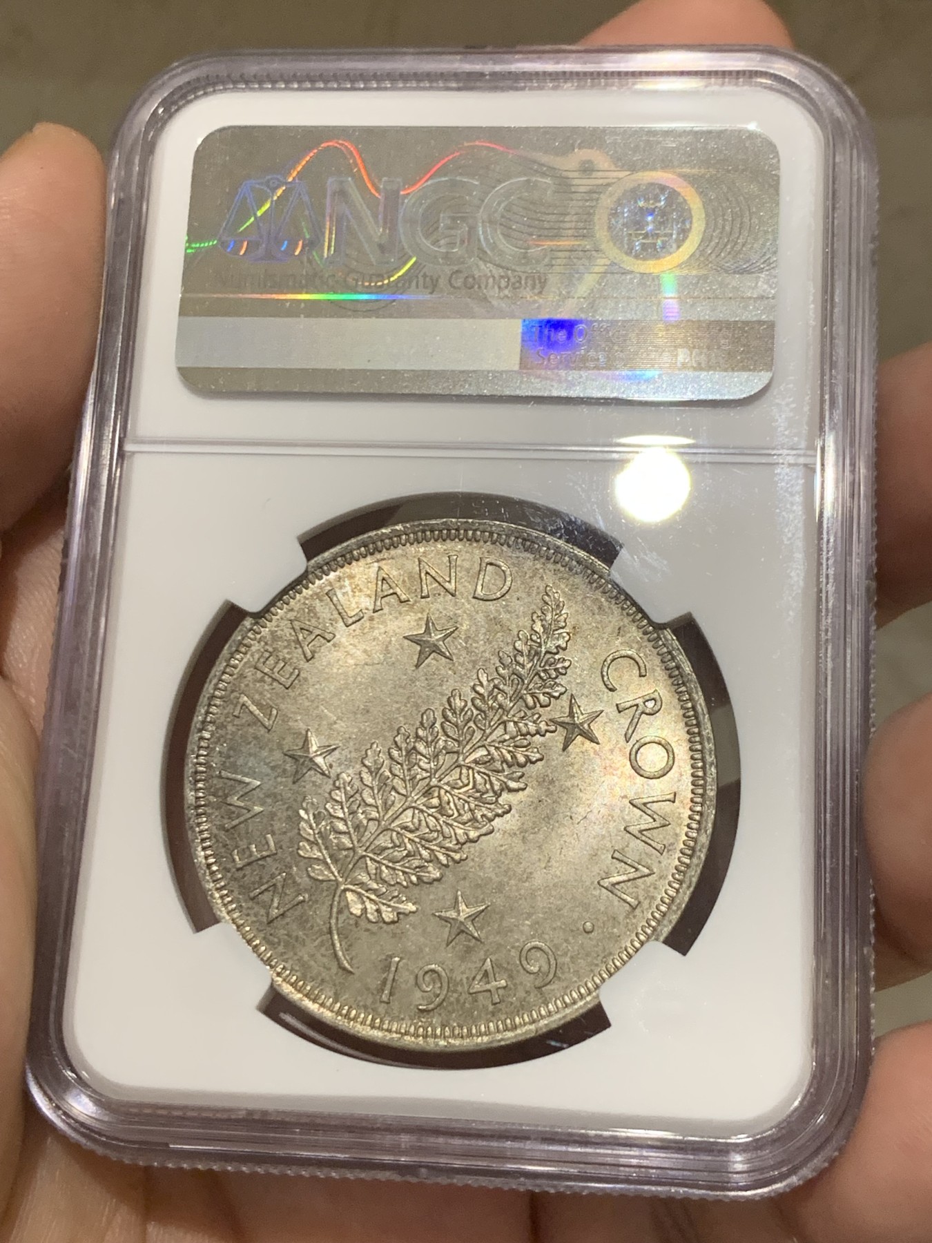 《竞宝斋》第207场-周日，周一 2场 (全场包邮) NGC-MS63 新西兰1949年乔六皇家访问1克朗大银币 高分好状态