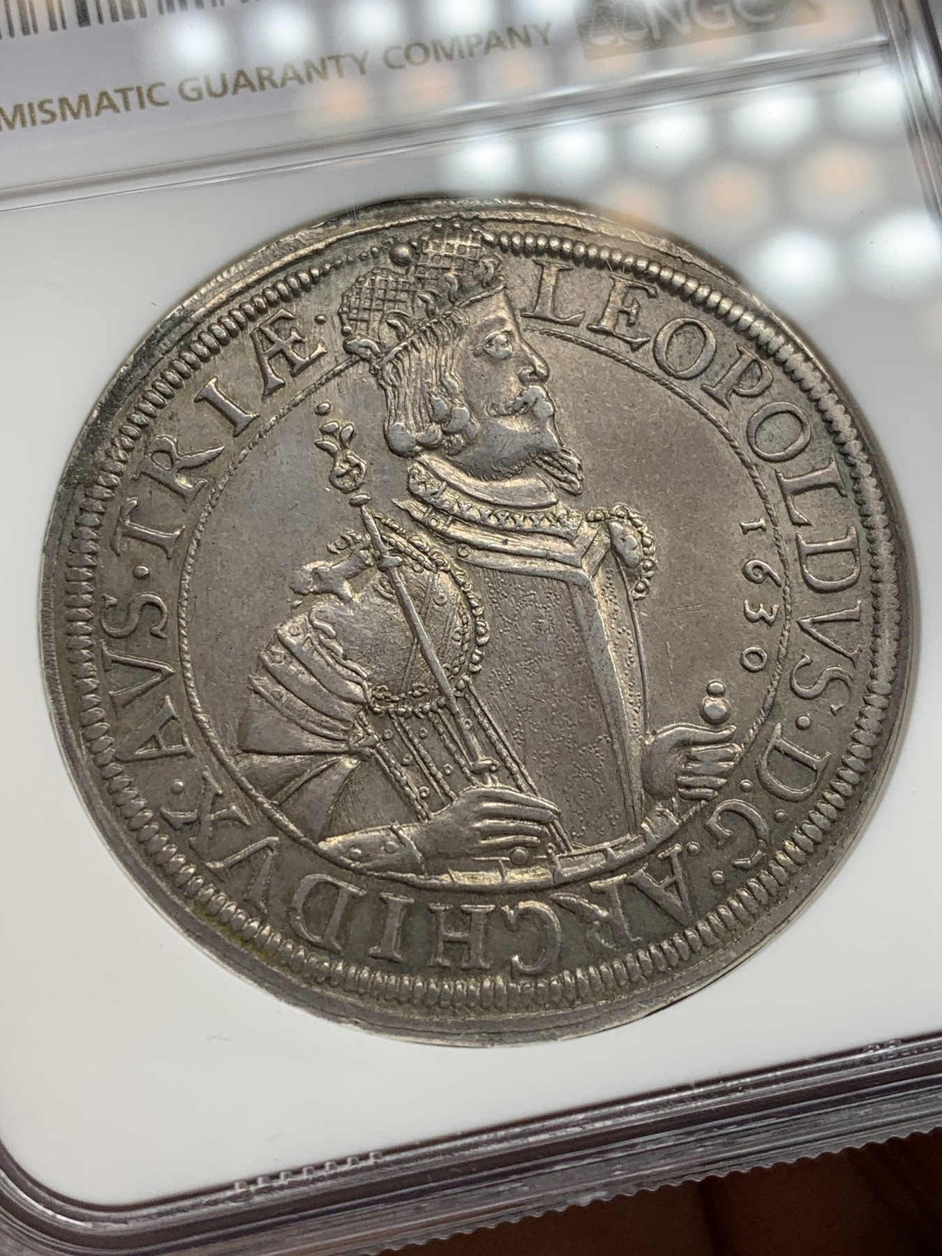 《竞宝斋》第207场-周日，周一 2场 (全场包邮) NGC-AU58分 神罗阿尔萨斯 1630年 泰勒银币 紫罗兰包浆 罕见版别 2022年Numismatik Zoettl裸币750欧成交