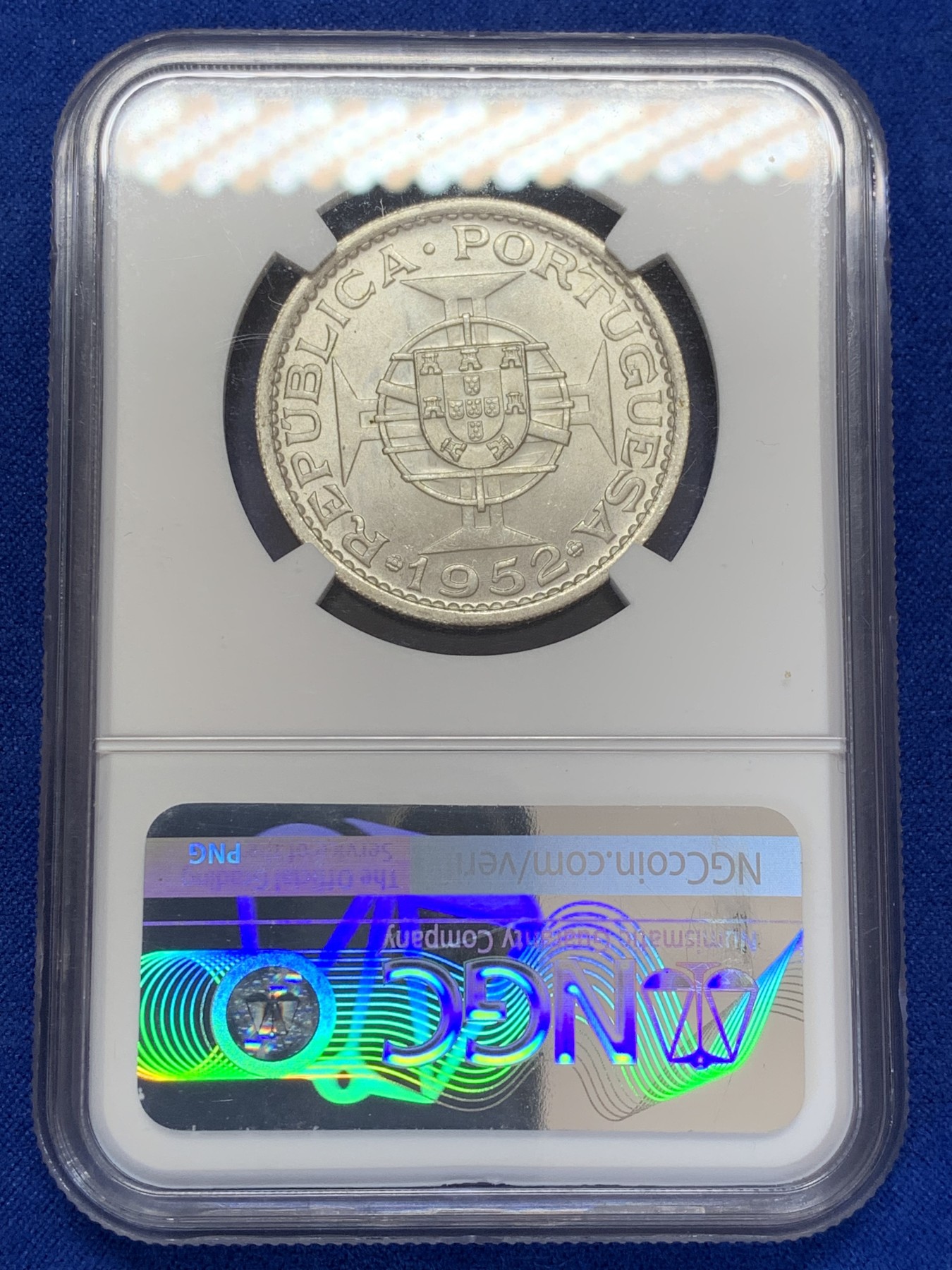 《竞宝斋》第207场-周日，周一 2场 (全场包邮) NGC-MS66 中国澳门1952年5元银币 热门品种 高等级分数