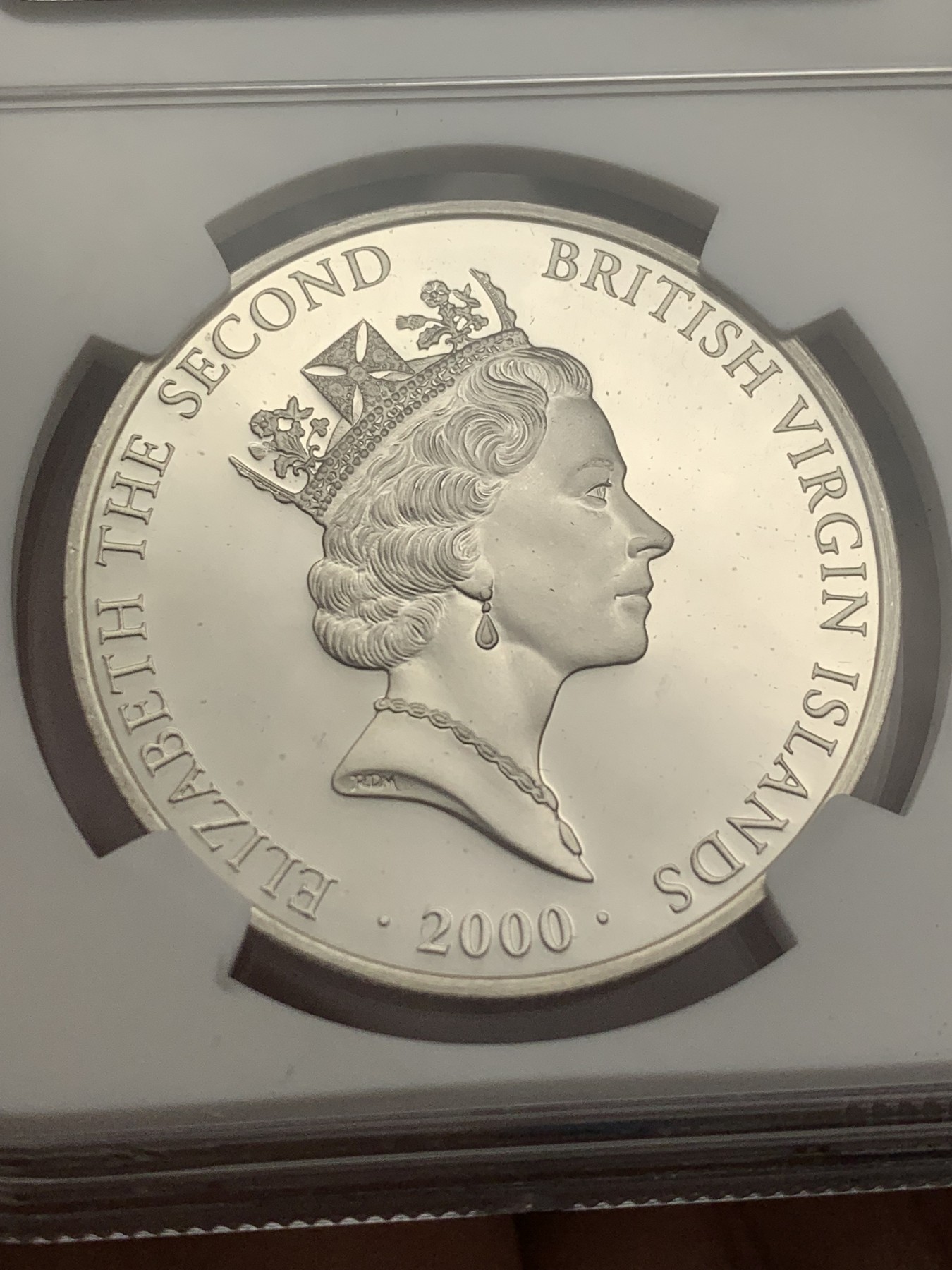 《竞宝斋》第207场-周日，周一 2场 (全场包邮) NGC PF68UC 2000年英属维京群岛名画系列之 亨利·卢梭—梦境20$银币 首见。