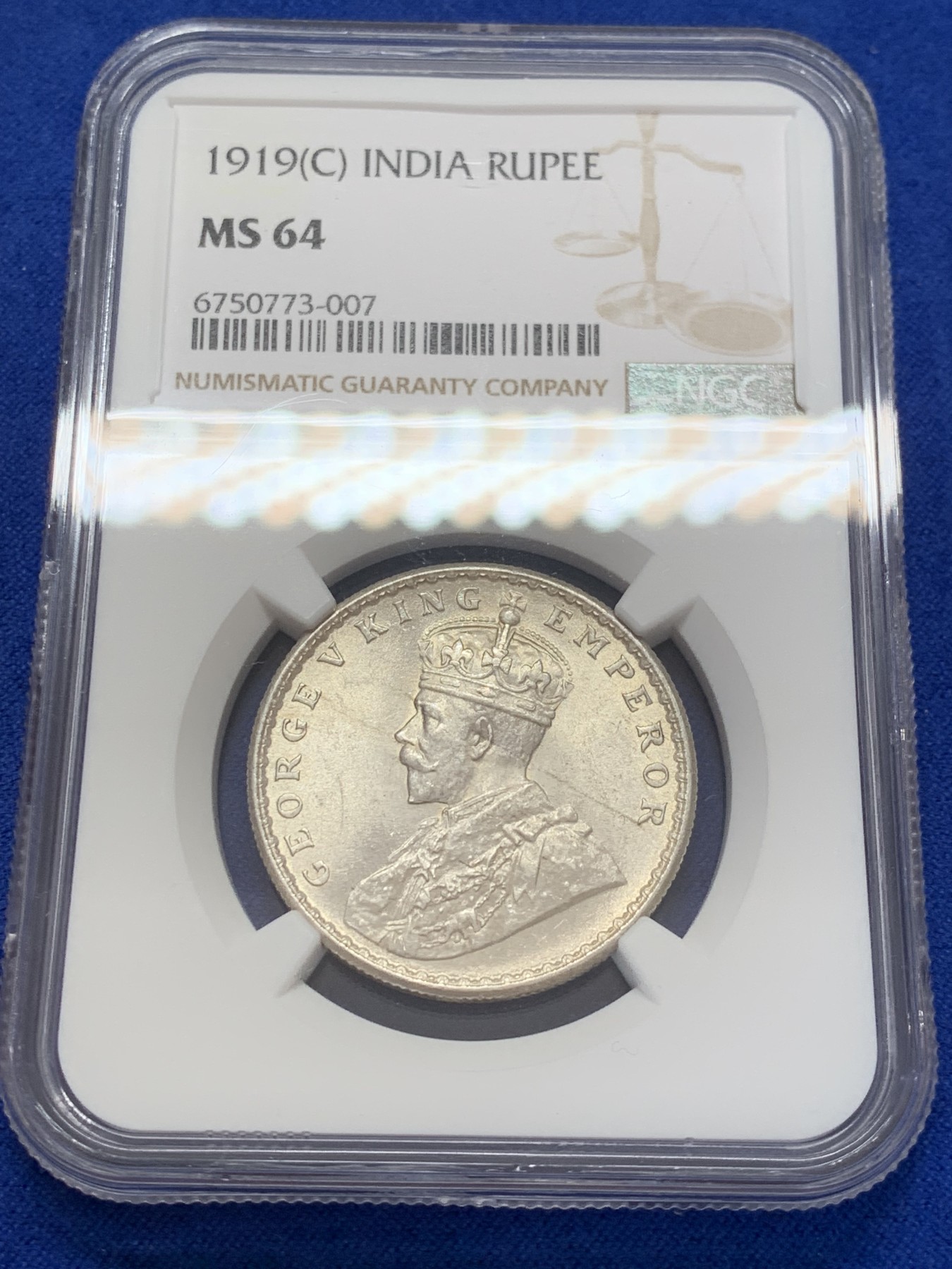 《竞宝斋》第207场-周日，周一 2场 (全场包邮) NGC-MS64 英属印度1919年C版乔五1卢比银币 高分稀少