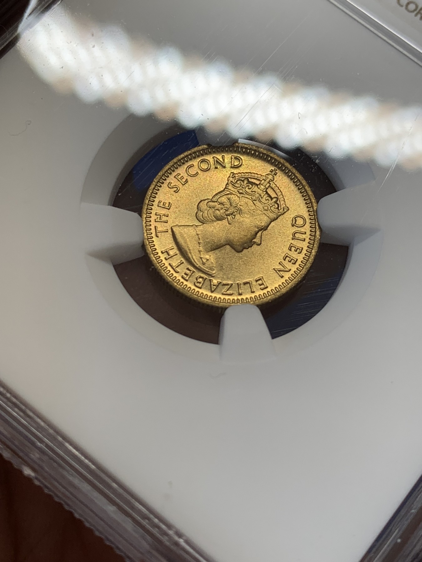 《竞宝斋》第207场-周日，周一 2场 (全场包邮) NGC-MS67 香港 1977年 五仙 伊丽莎白二世 原卷拆状态 冠军分！！！