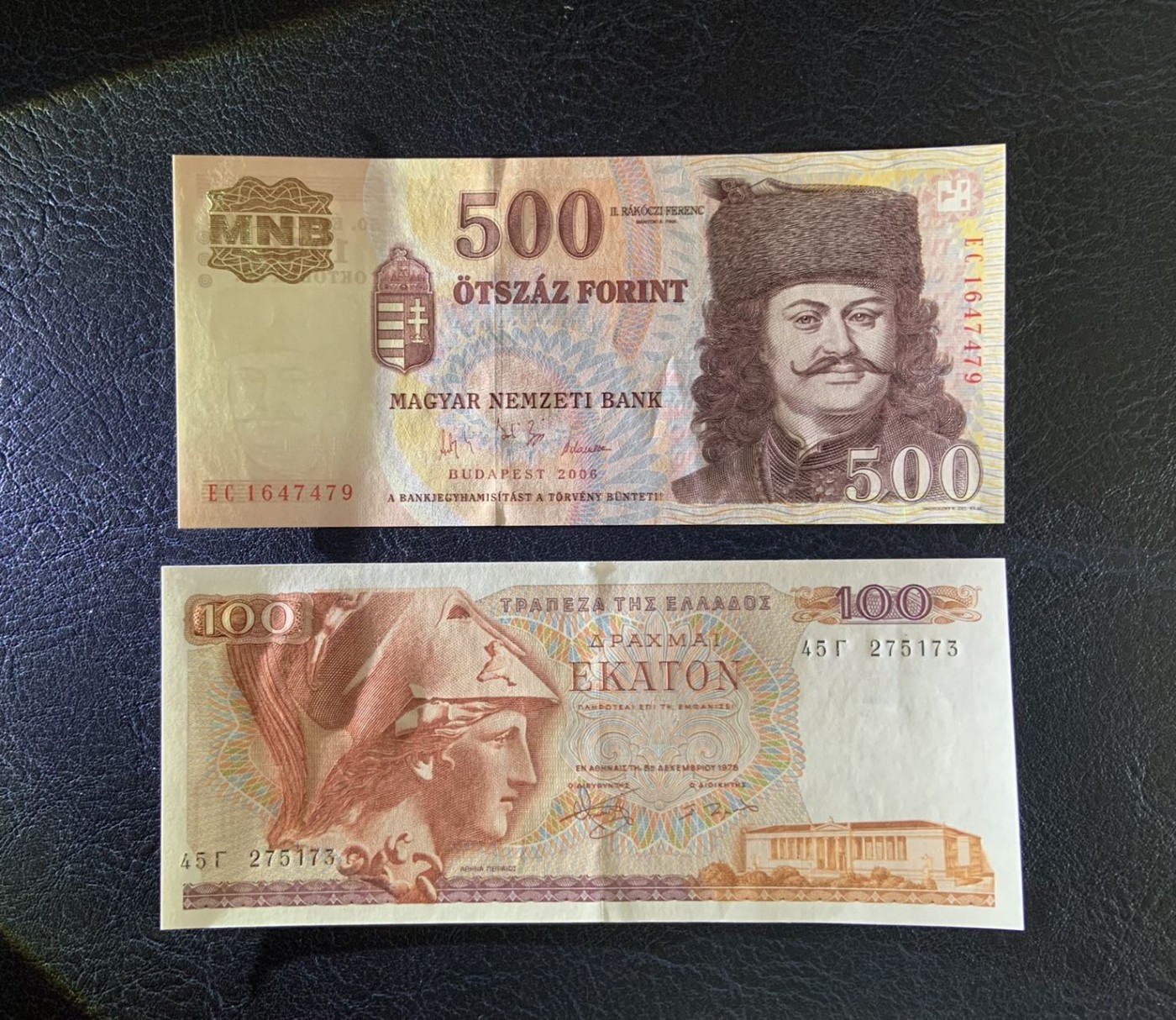 收藏联盟Quantum Auction 第297期拍卖  匈牙利2006年500福林纪念钞和希腊1978年100德拉克马 品相UNC 500福林有个轻微点钞痕