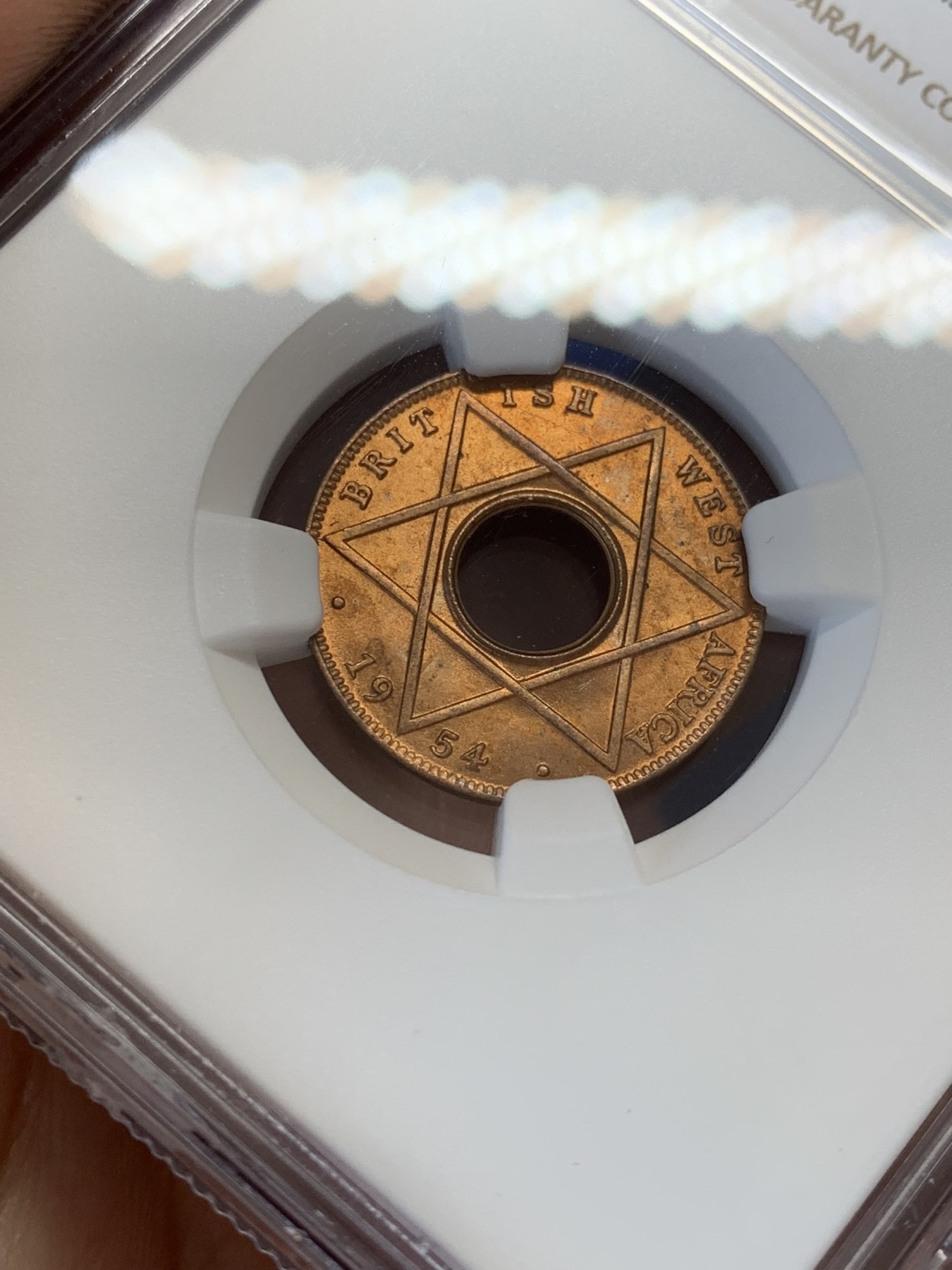 《竞宝斋》第207场-周日，周一 2场 (全场包邮) NGC-MS66RB 英属西非 1954年 1/10便士铜币 伊丽莎白二世 原卷拆状态 唯一冠军分！！！