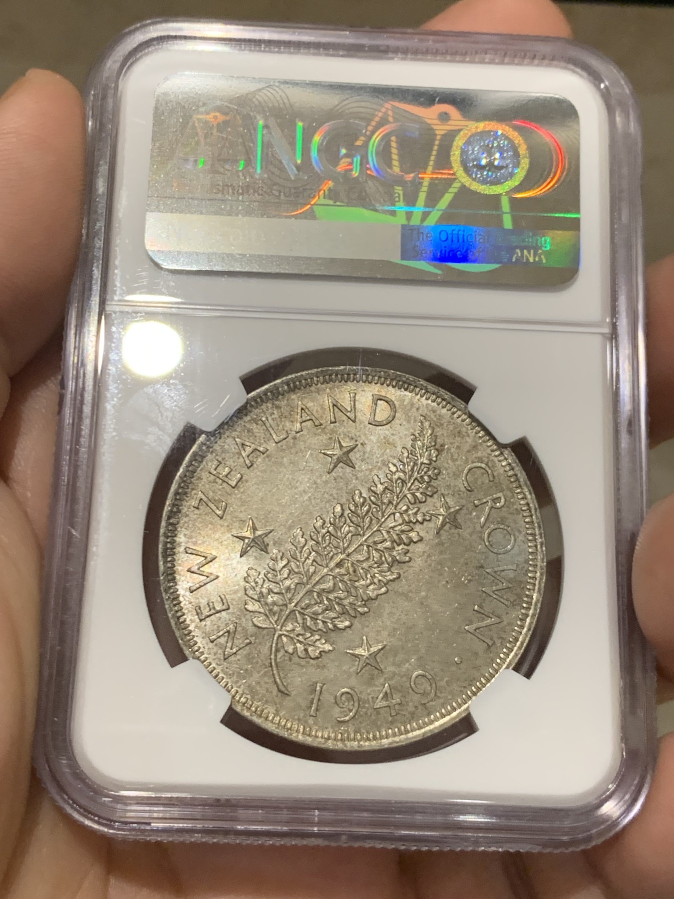 《竞宝斋》第207场-周日，周一 2场 (全场包邮) NGC-MS63 新西兰1949年乔六皇家访问1克朗大银币 高分好状态