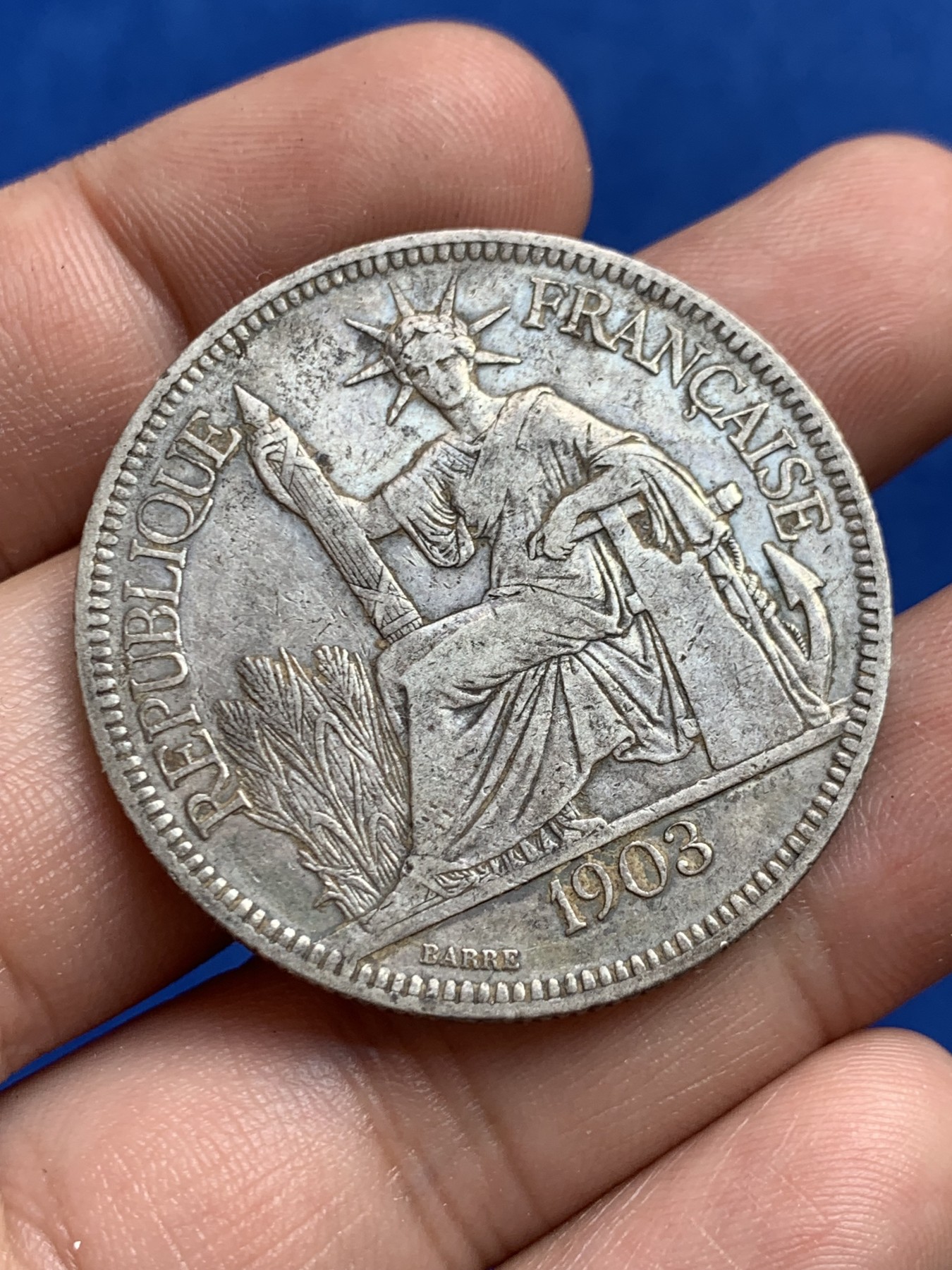 《竞宝斋》第207场-周日，周一 2场 (全场包邮) 原状态未清洗 法属印支 坐洋 1903一元 银币