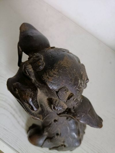 清代8斤8两铜狮子大摆件~镇宅避邪 清代8斤8两铜狮子大摆件~镇宅避邪