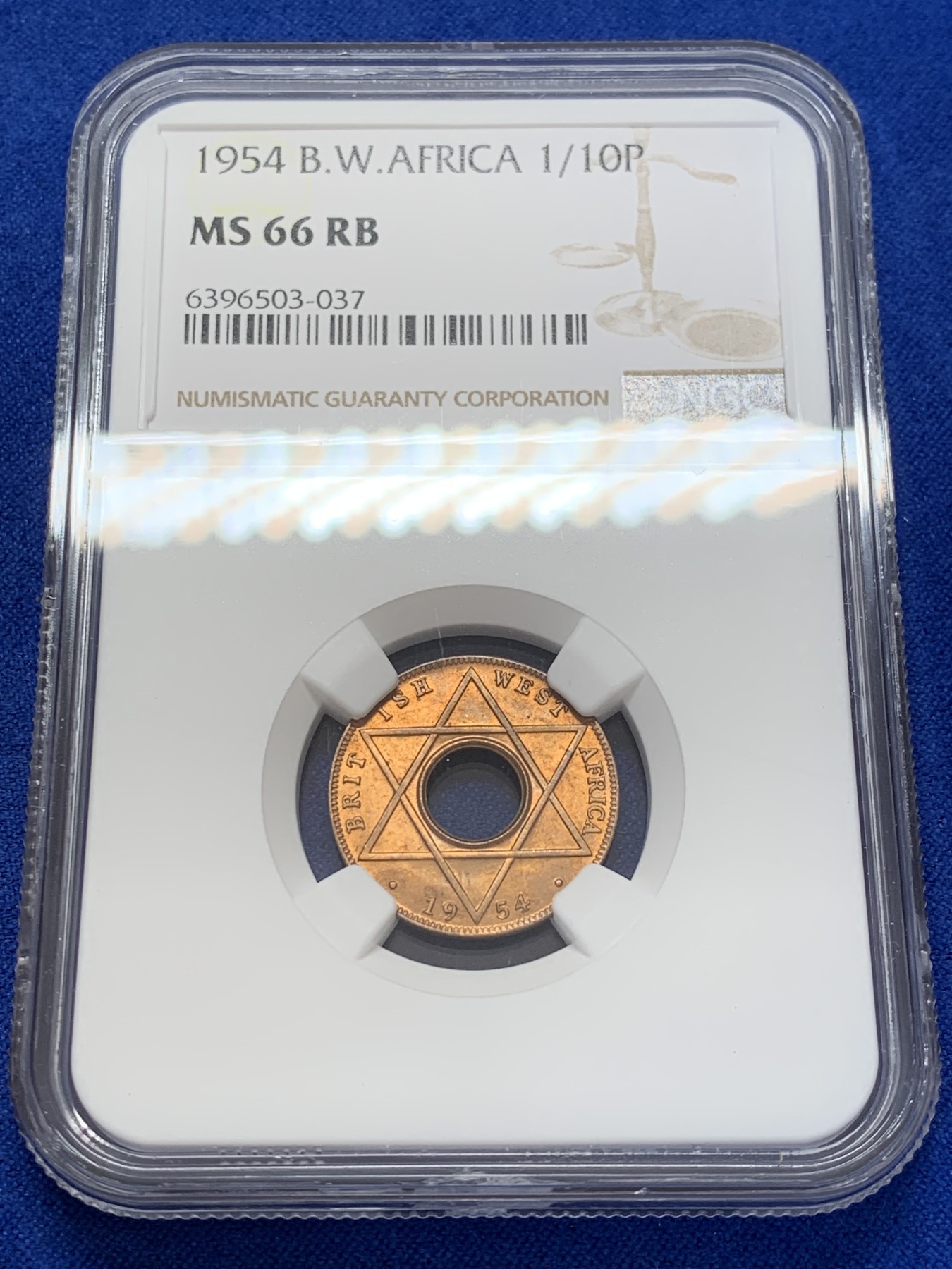 《竞宝斋》第207场-周日，周一 2场 (全场包邮) NGC-MS66RB 英属西非 1954年 1/10便士铜币 伊丽莎白二世 原卷拆状态 唯一冠军分！！！