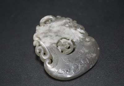 玉石翡翠玛瑙｜拍卖专场 地方玉佩挂件  尺寸详见图9⃣️