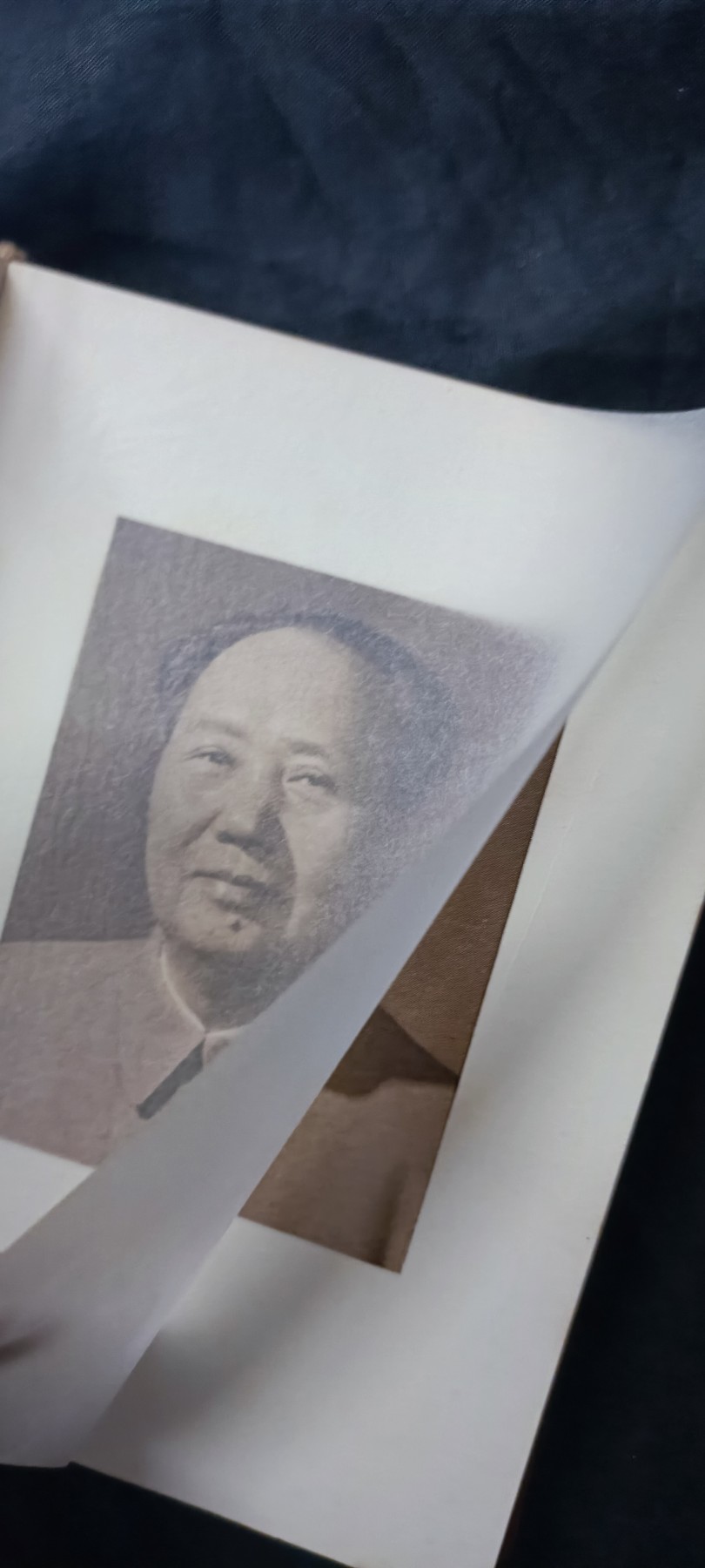 天字一号拍卖！ 总政红宝书，好品直边！