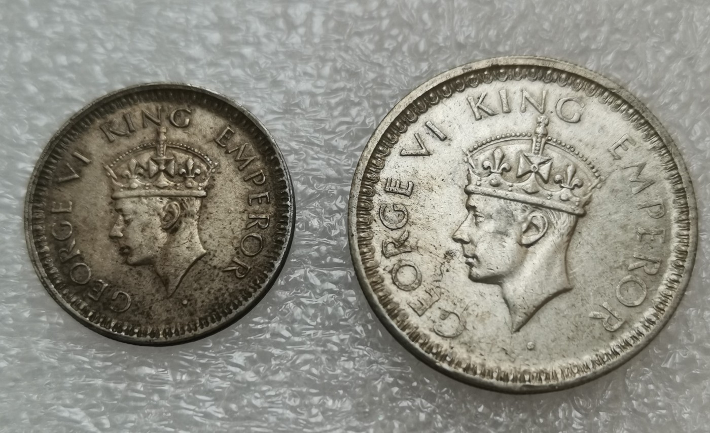 瓶子🏺第114期拍卖会  英属印度1944年1/2和1/4卢比银币