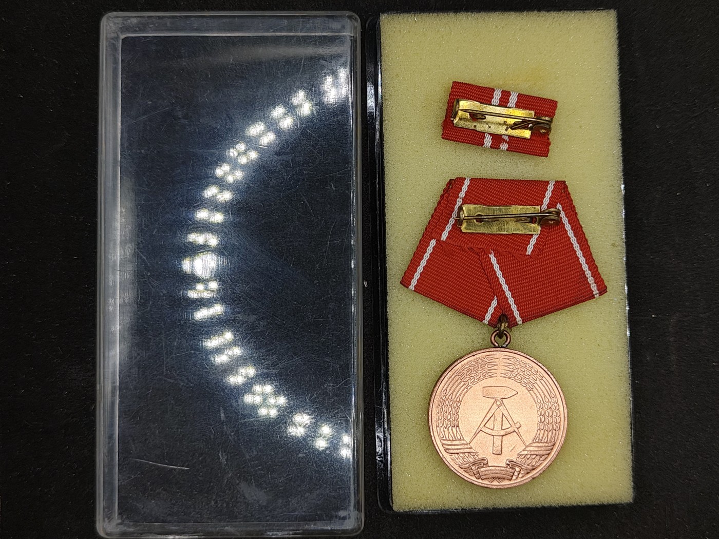 全场0元起拍 第101期 咸鱼国勋章拍卖专场 10月22日（周日）下午6：00开始 东德工人階級戰鬥隊優秀服役獎章