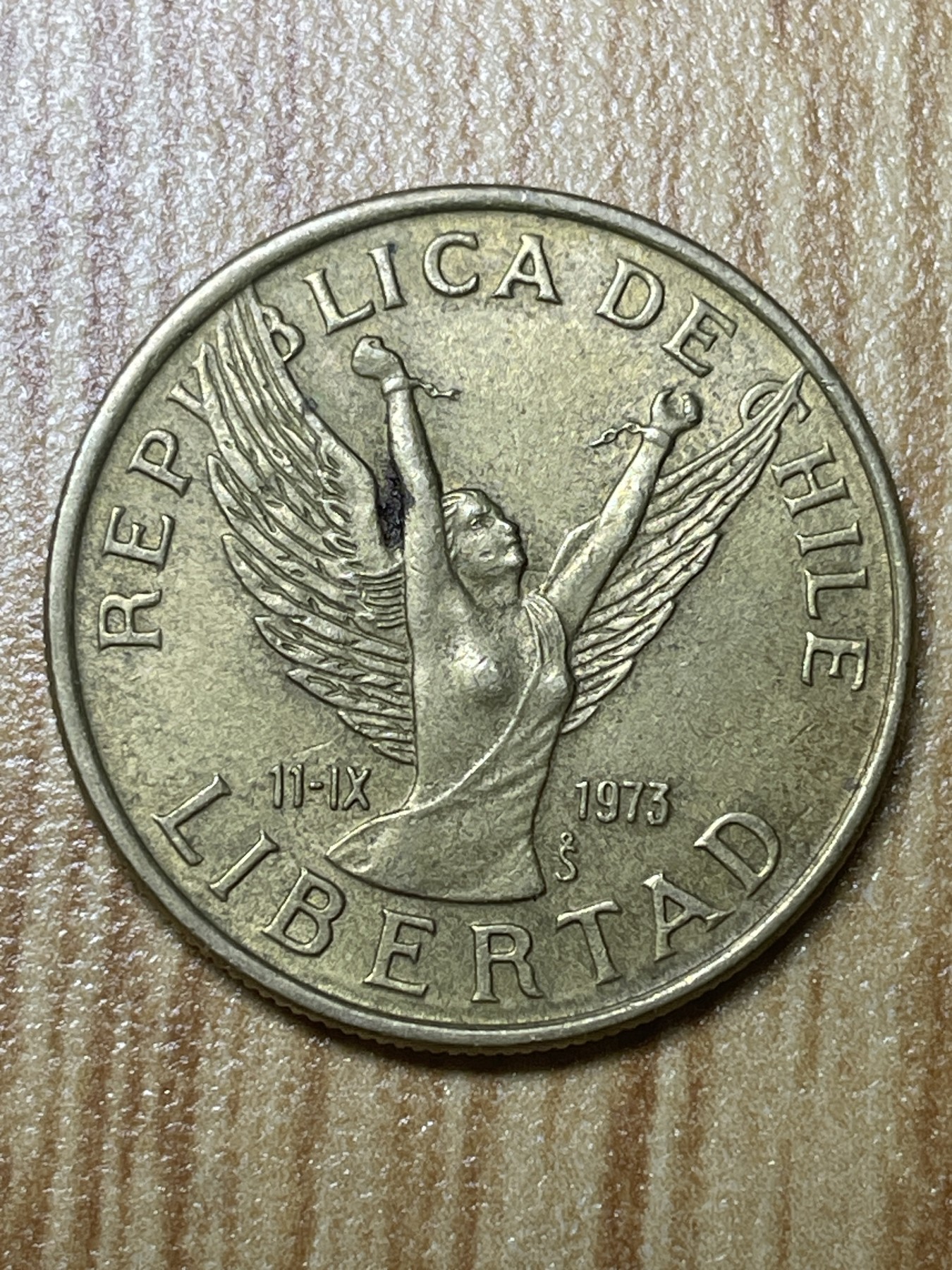 夏小雨散币专场第一期（无佣金，不预留） 1981年智利10比索（被解放的女奴）