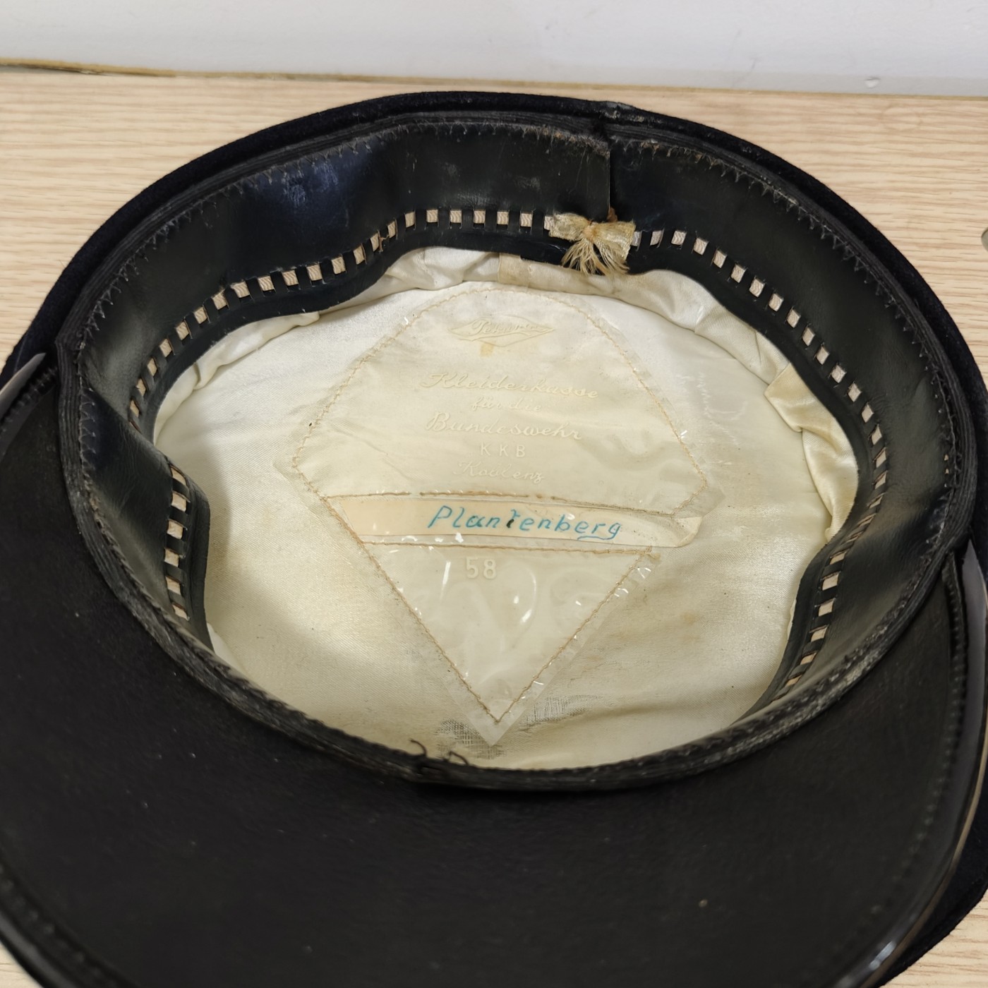 全场0元起拍 第101期 咸鱼国勋章拍卖专场 10月22日（周日）下午6：00开始 稀少 黑色帽罩 BW西德海军尉官大檐帽 58CM