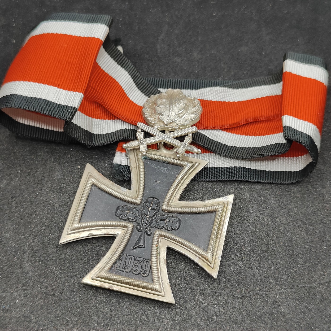 全场0元起拍 第101期 咸鱼国勋章拍卖专场 10月22日（周日）下午6：00开始 稀少 德国 57版 RK 三层铁芯结构 橡叶双剑饰骑士铁十字勋章