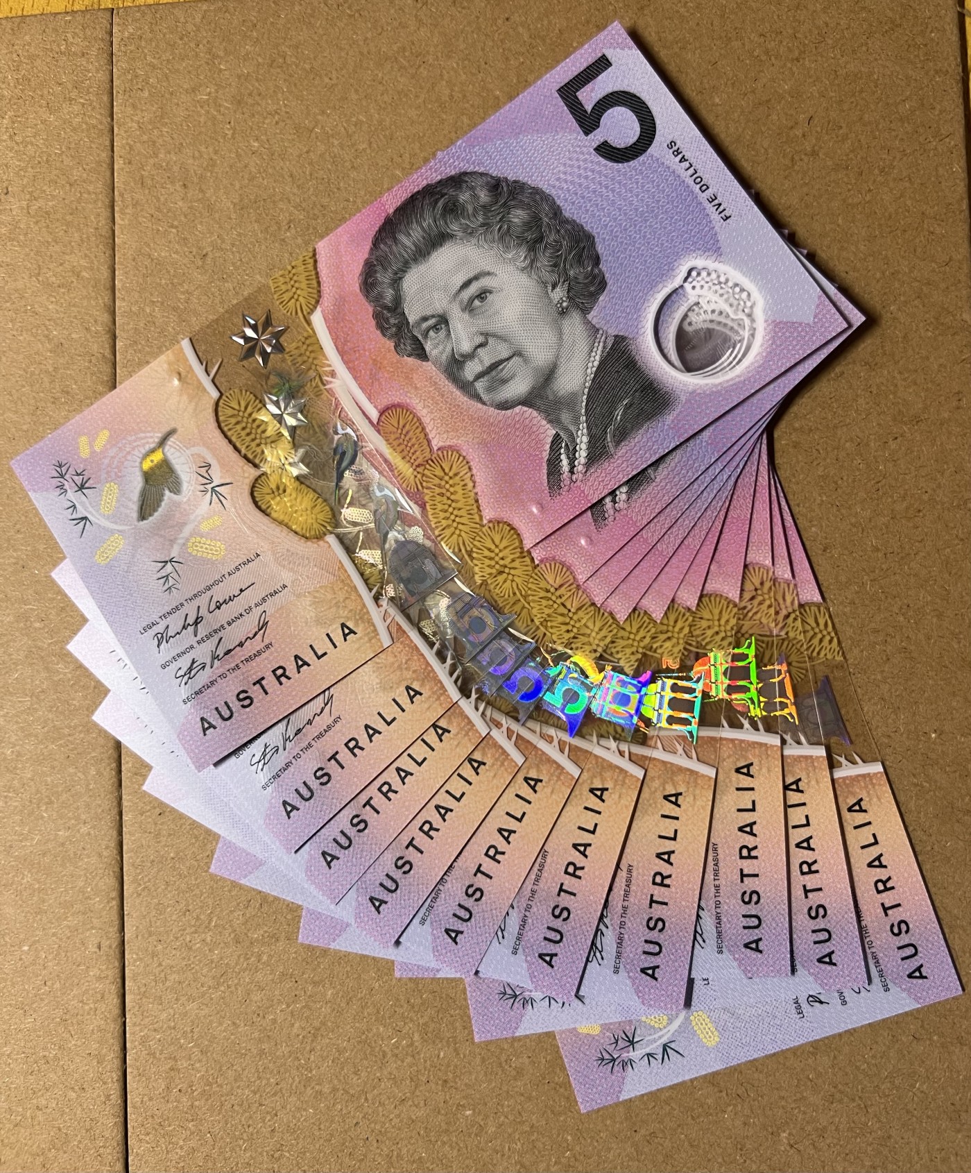 乐淘淘纸币粉丝返利场 第24期 本店粉丝每张纸币返利五元！ 【十胞胎老虎号】澳大利亚塑料钞5元 全同号十张 老虎号66666 倒置号 女王钞 全新UNC