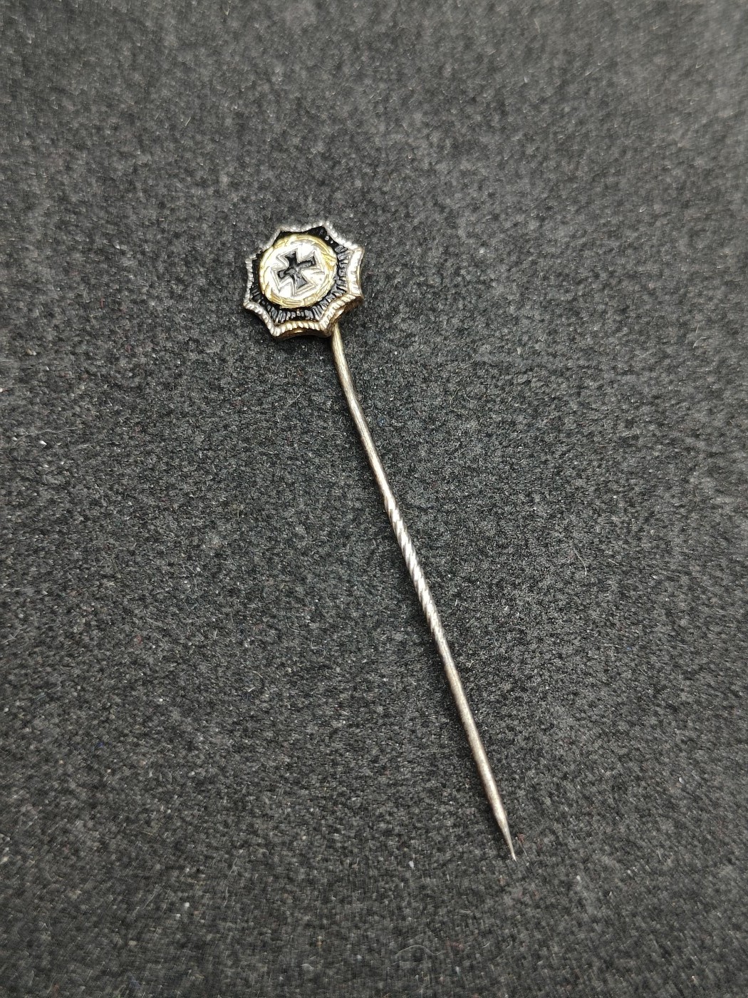 全场0元起拍 第101期 咸鱼国勋章拍卖专场 10月22日（周日）下午6：00开始 57版 金DK 煎蛋 金级大德意志十字勋章迷你章