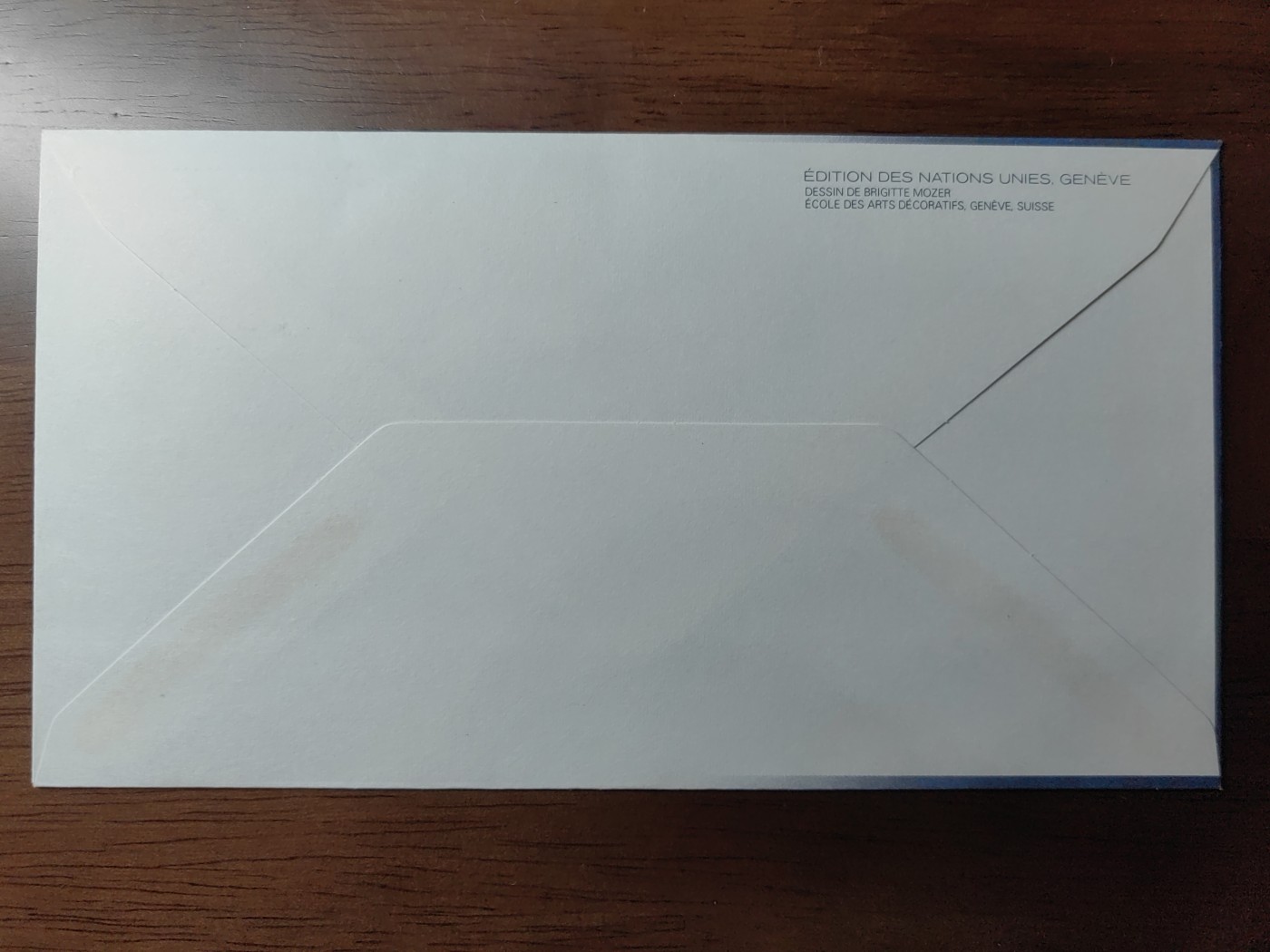 外国邮和小本票精品专场（秒杀和拍卖）第①⑥场 联合国1975 日内瓦 和平利用外层空间 卫星 地球 2全 首日封（凹凸印刷非常精美）