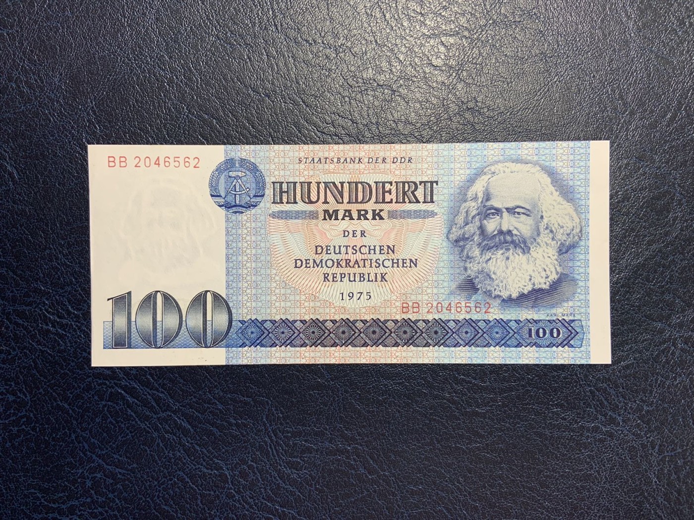 收藏联盟Quantum Auction 第298期拍卖  德国民主国家1975年100马克 品相UNC- 东柏林街景