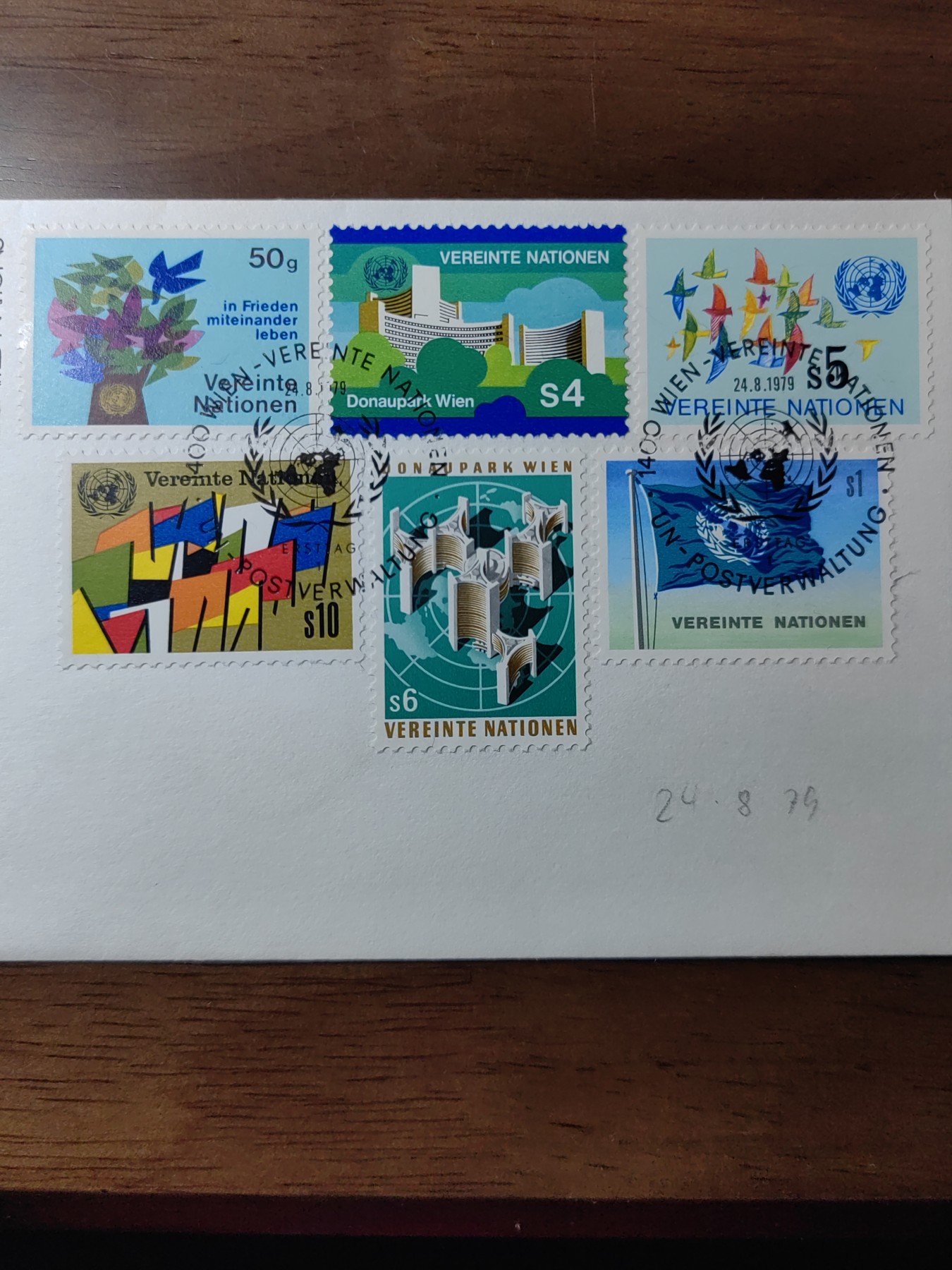 外国邮和小本票精品专场（秒杀和拍卖）第①⑥场 联合国1979年 联合国办事处旗帜建筑纪念邮封